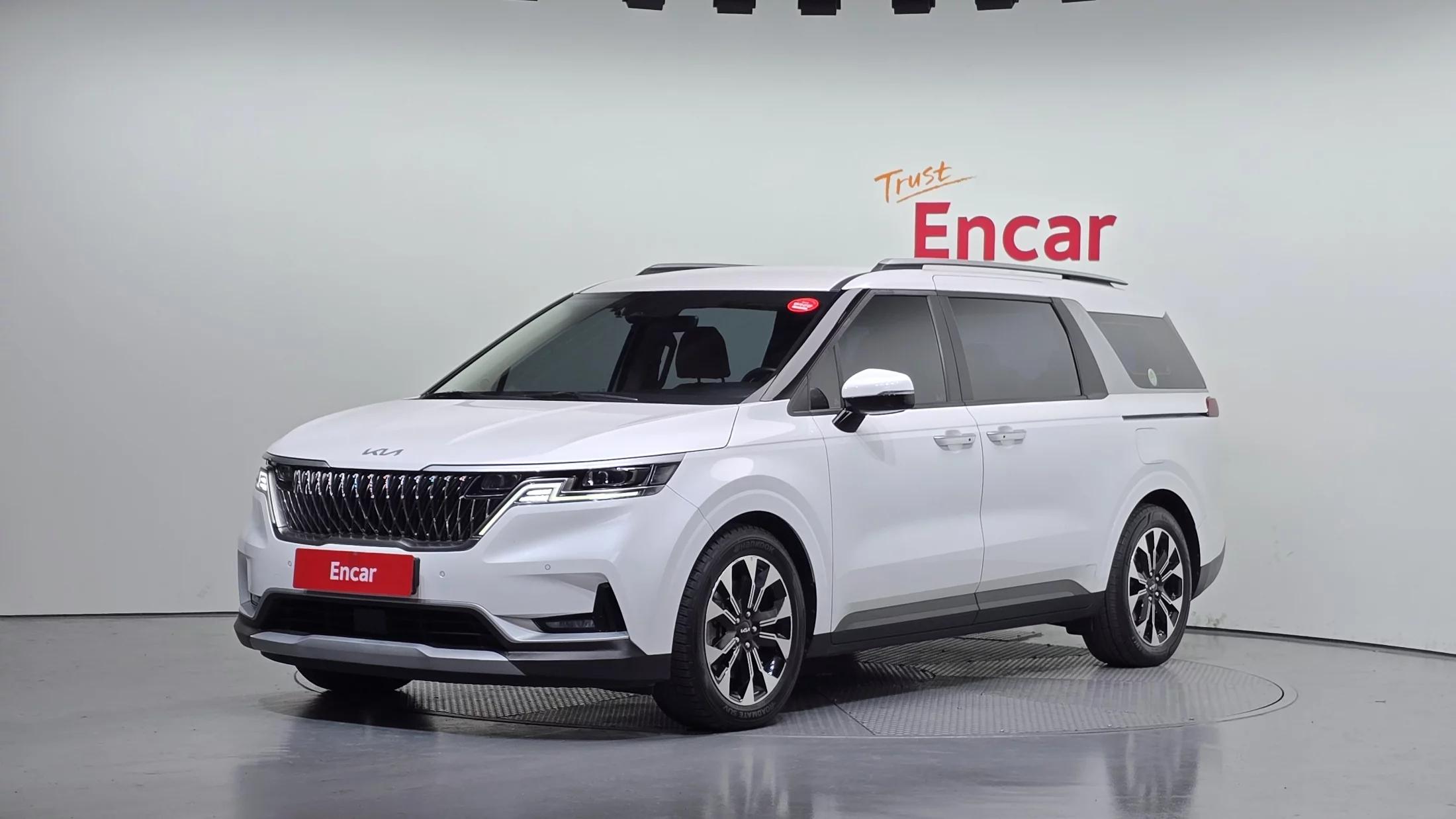 Kia Carnival 9-Seater Prestige, 2021 г. 121782 км.