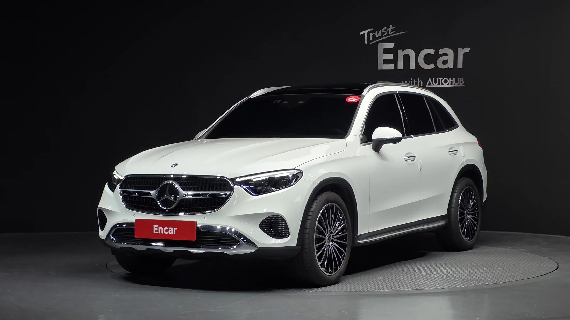 Mercedes-Benz GLC-Class GLC 300 4MATIC Avantgarde, 2024 г. 7084 км.