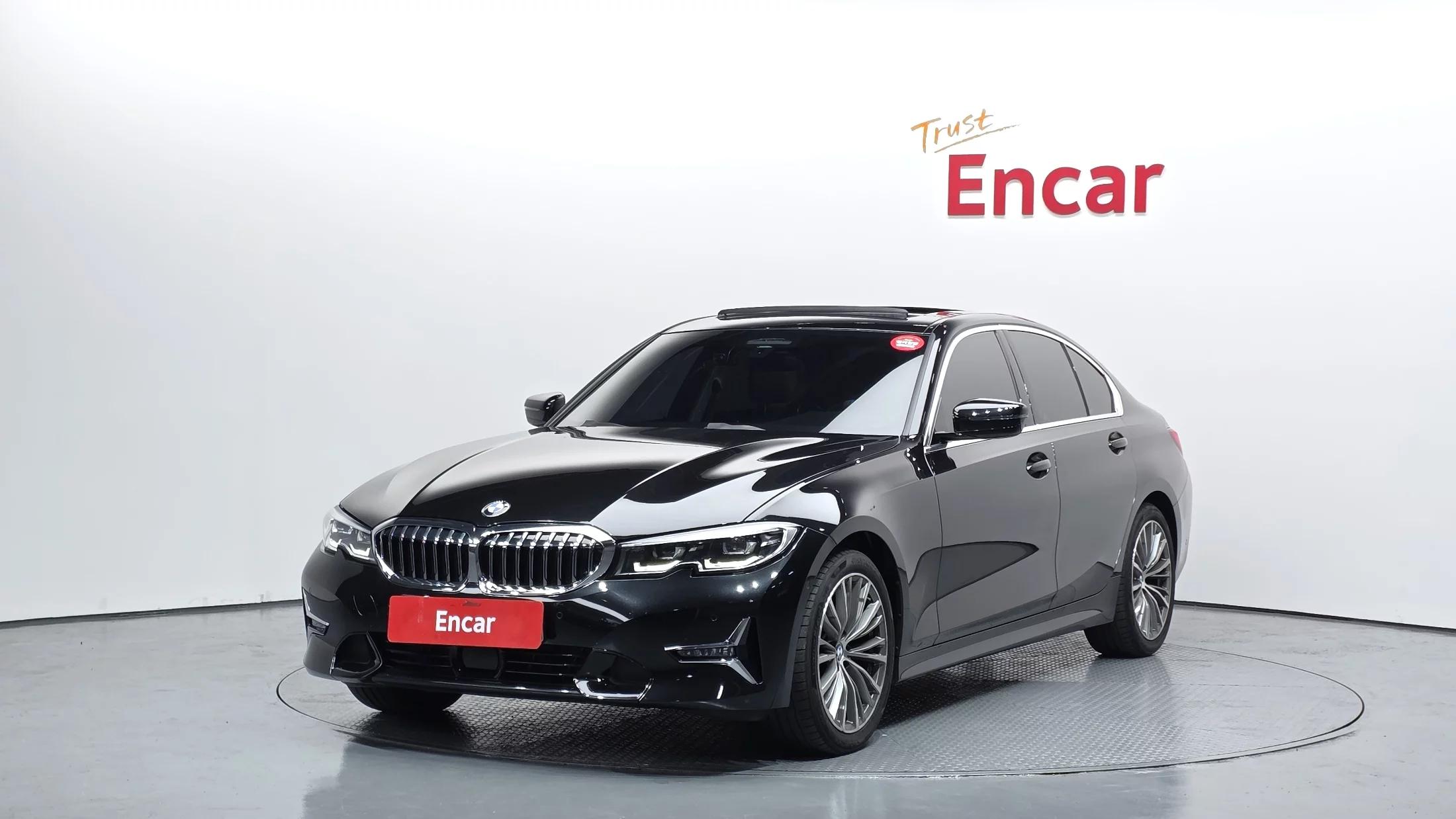 BMW 3-Series 320i Luxury, 2022 г. 36152 км.