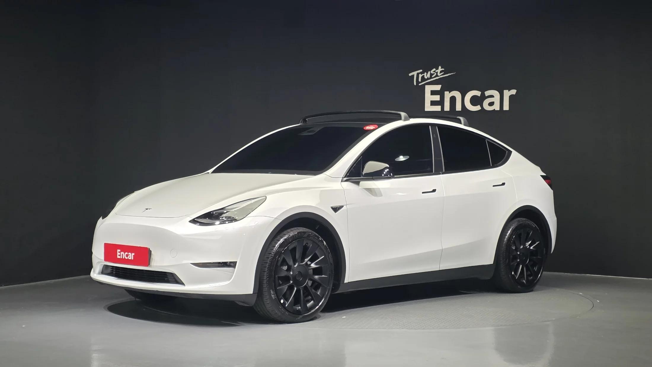 Tesla Model Y Long Range, электромобиль, 2023 г. 41127 км.