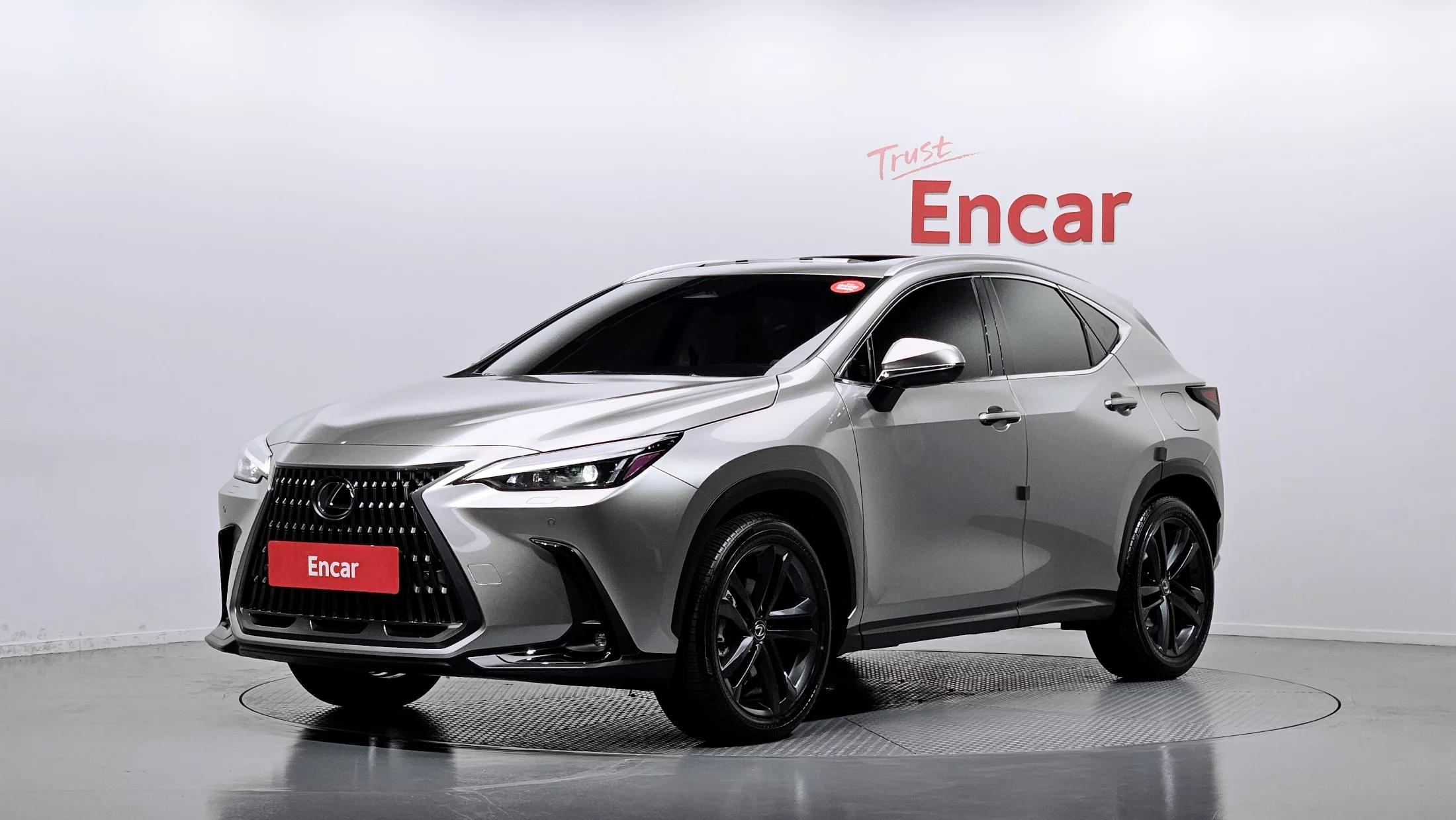 Lexus NX350h Premium, гибрид, 2025 г. 19076 км.