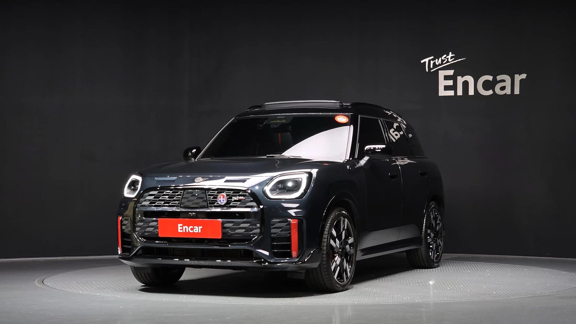 MINI Countryman ALL4 JCW, 2024 г. 18386 км.