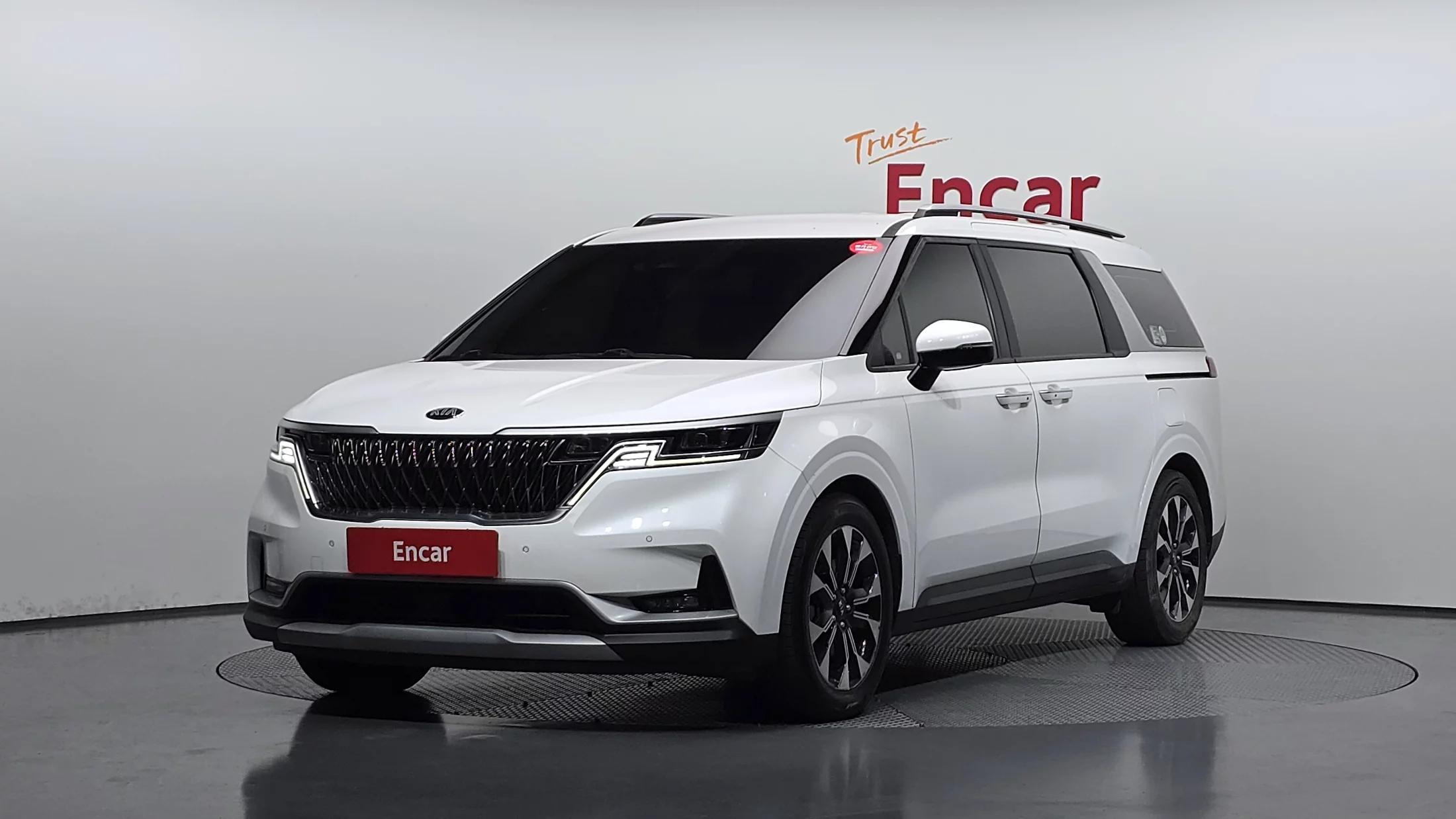 Kia Carnival 9-Seater Prestige, 2021 г. 91826 км.