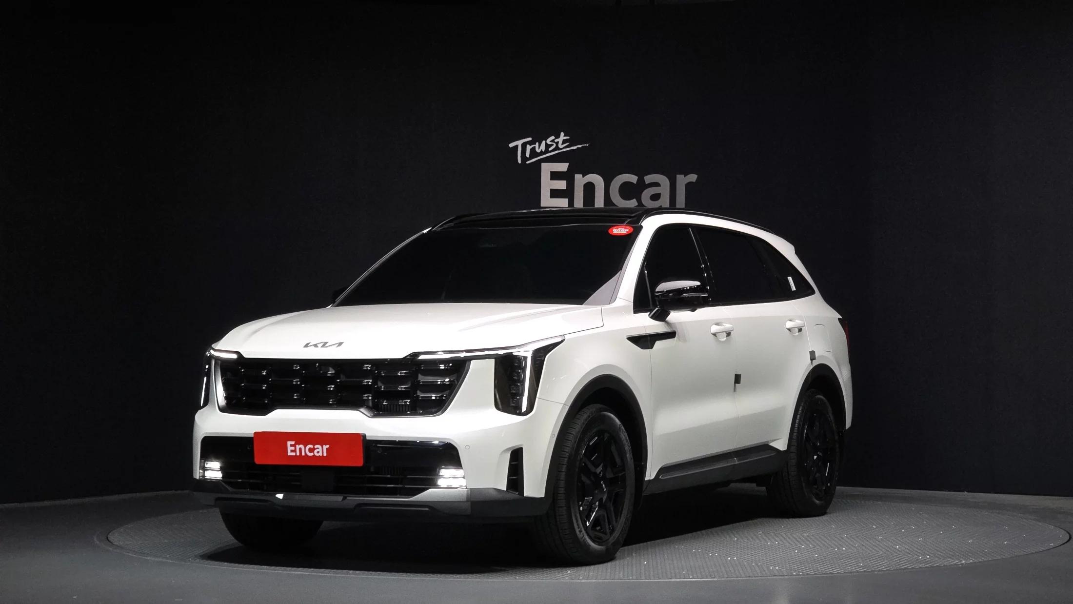 Kia Sorento HEV 1.6 2WD Gravity, гибрид, 2023 г. 13981 км.