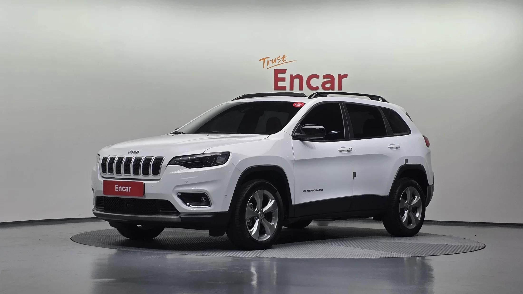 Jeep CHEROKEE 2.4 Limited AWD, 2022 г. 27169 км.