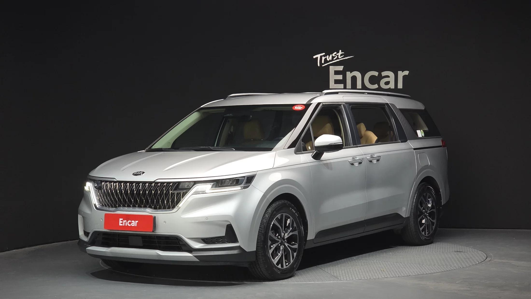 Kia Carnival 9-Seater Prestige, 2021 г. 49497 км.
