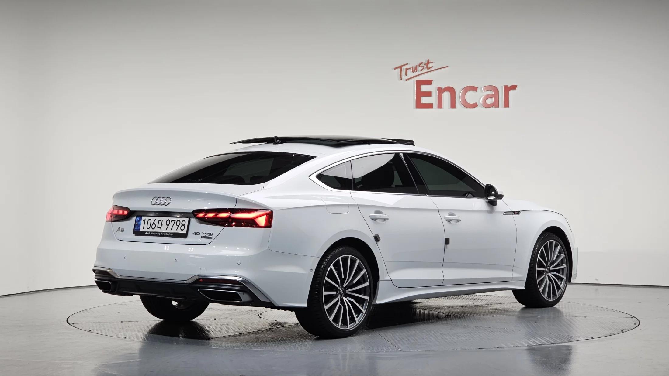Audi A5 40 TFSI Quattro Premium Sportback, 2022 г. 39168 км.