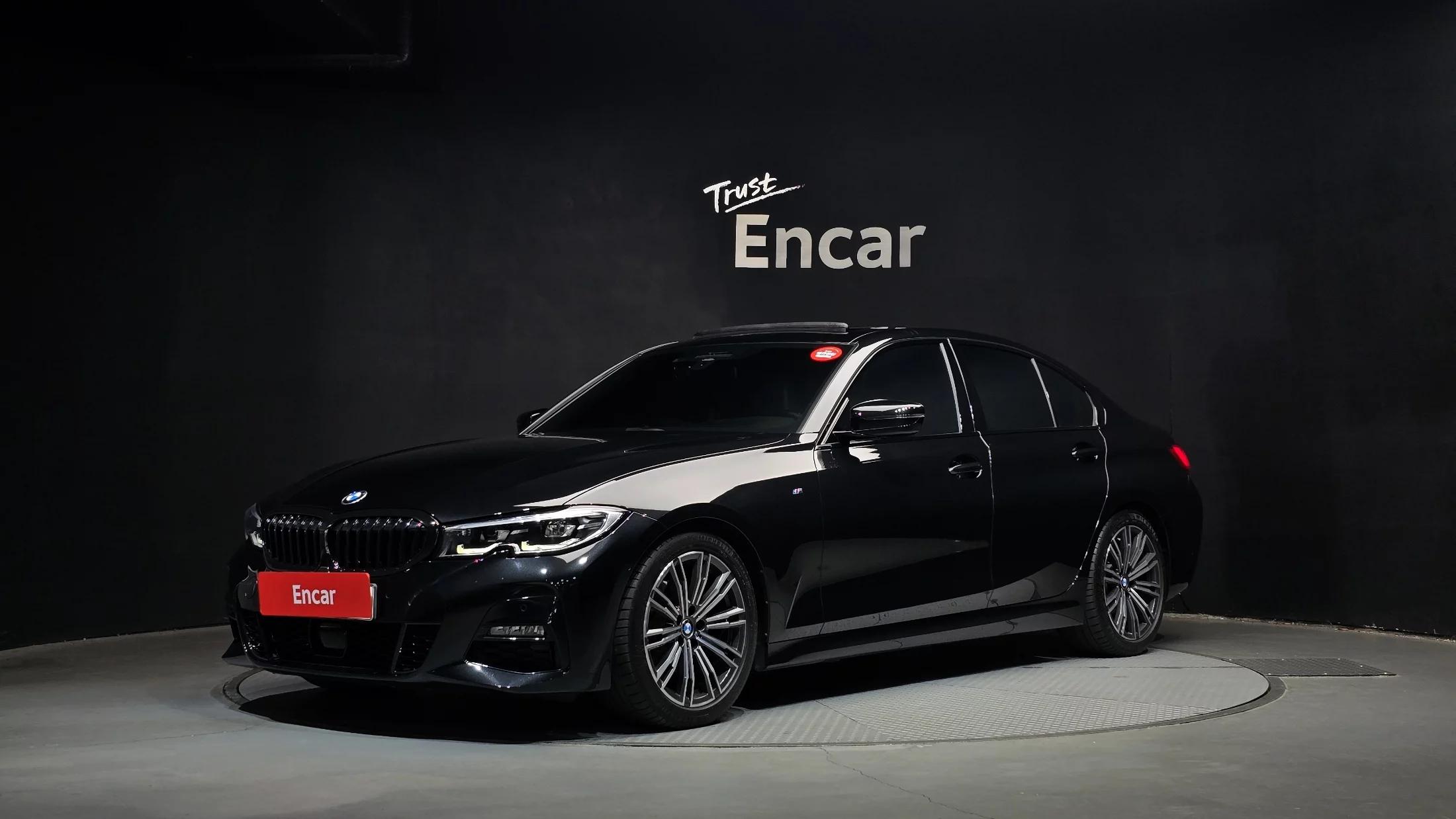 BMW 3-Series 320i M Sport, 2022 г. 25418 км.