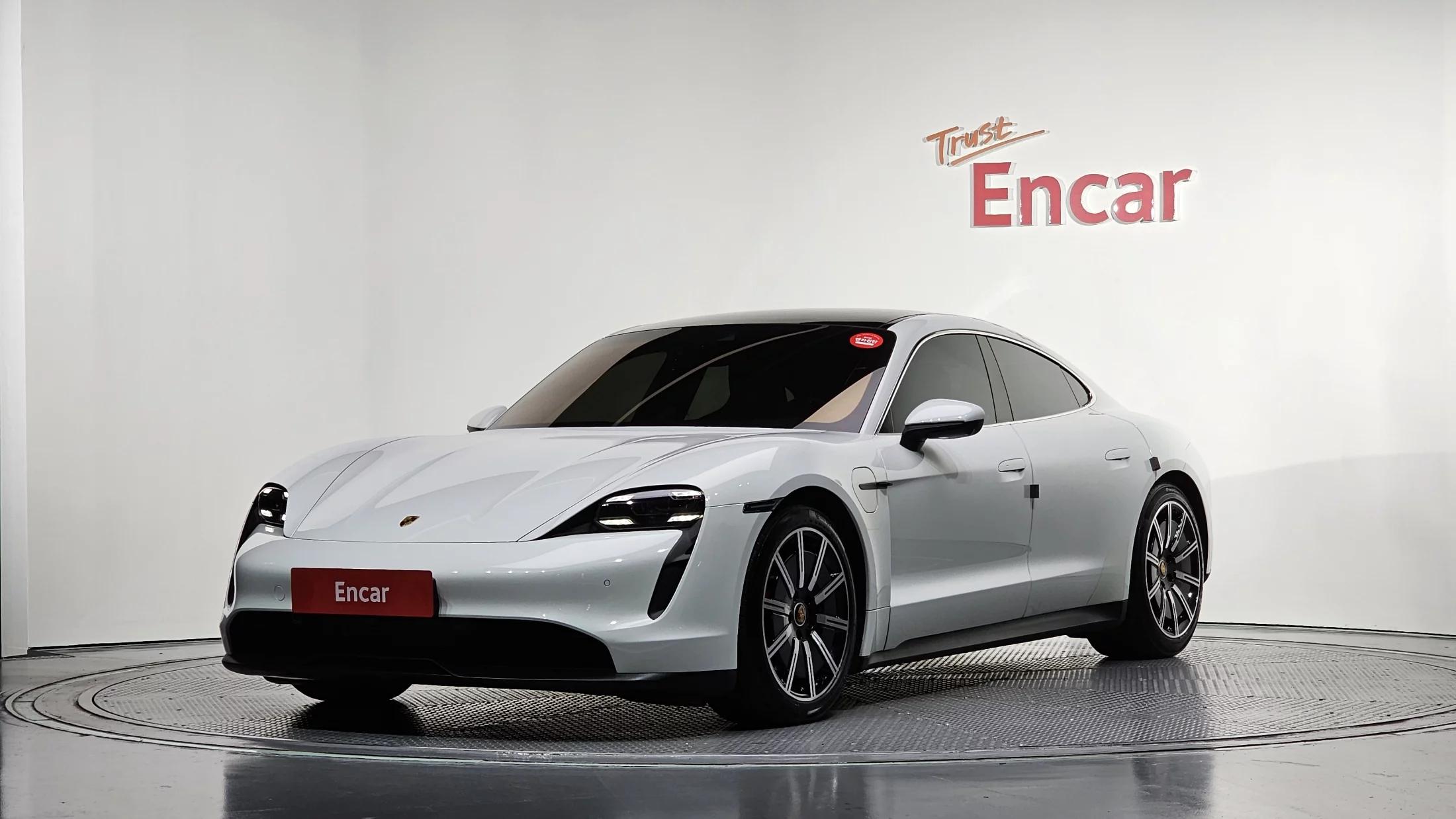 Porsche TAYCAN 4S, электромобиль, 2021 г. 95741 км.