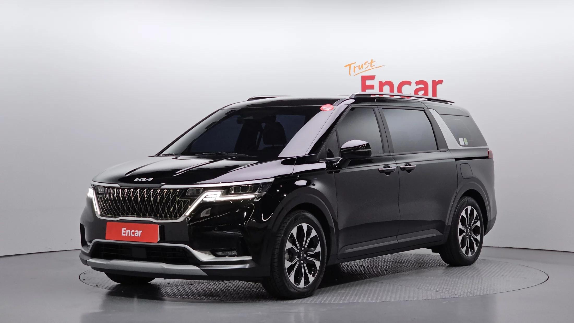 Kia Carnival 9-Seater Prestige, 2022 г. 33421 км.