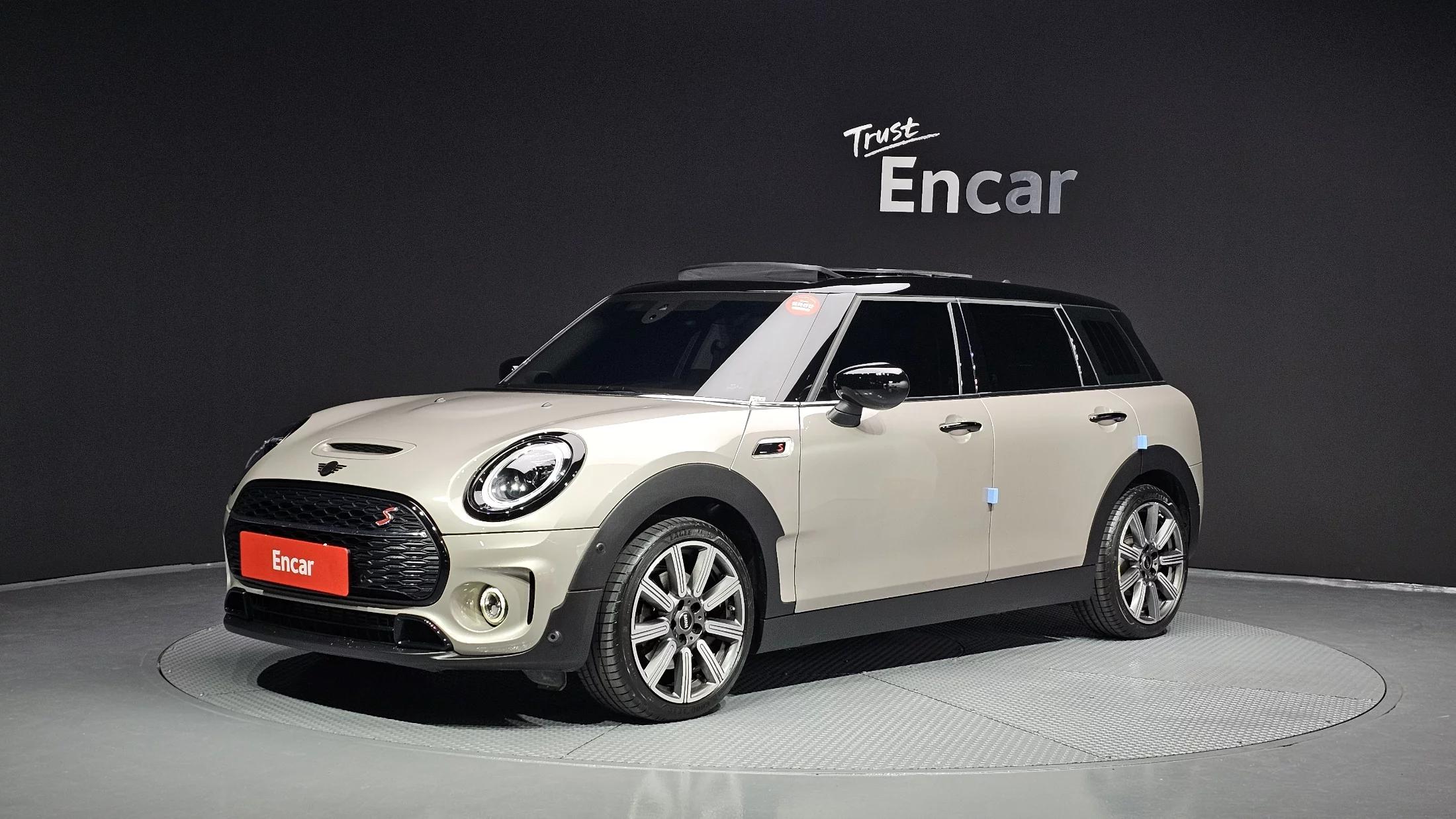 MINI Clubman Classic Lite 2nd, 2022 г. 21362 км.