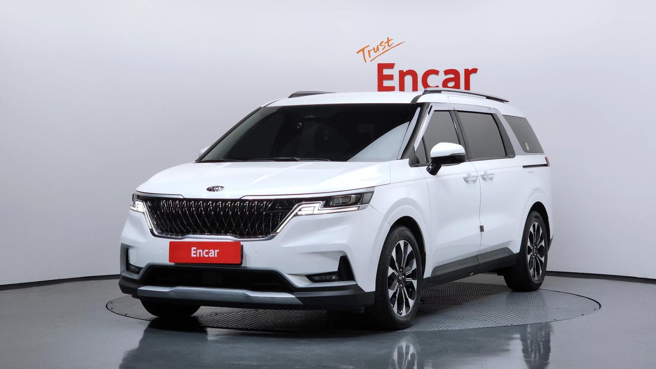 Kia Carnival 9-Seater Prestige, 2021 г. 98560 км.