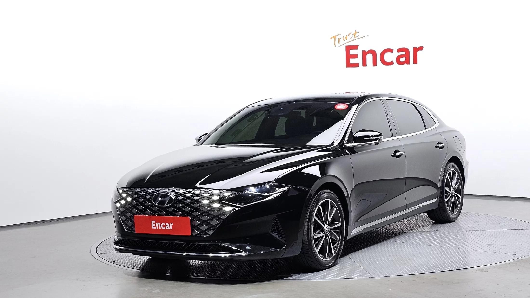 Hyundai Grandeur 2.5 Le Blanc, 2022 г. 85357 км.