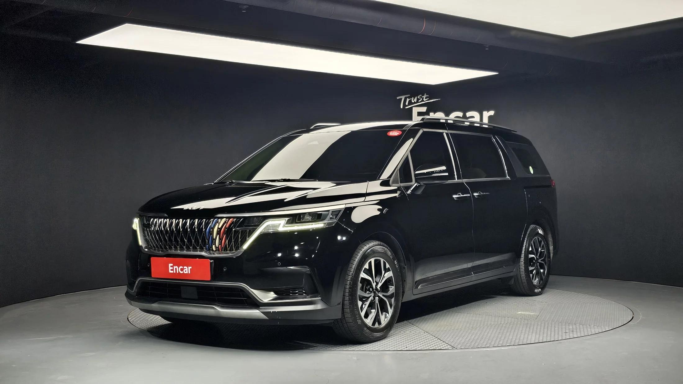 Kia Carnival 9-Seater Signature, 2021 г. 68633 км.