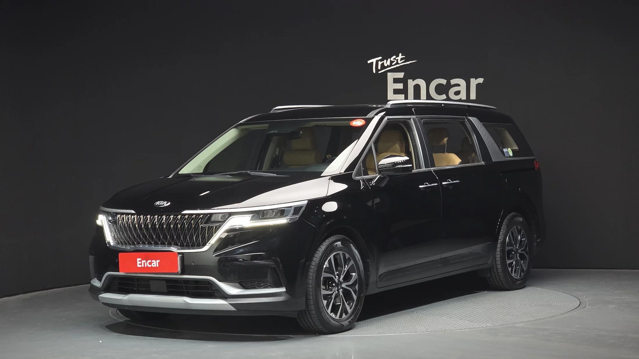 Kia Carnival 9-Seater Prestige, 2021 г. 85372 км.