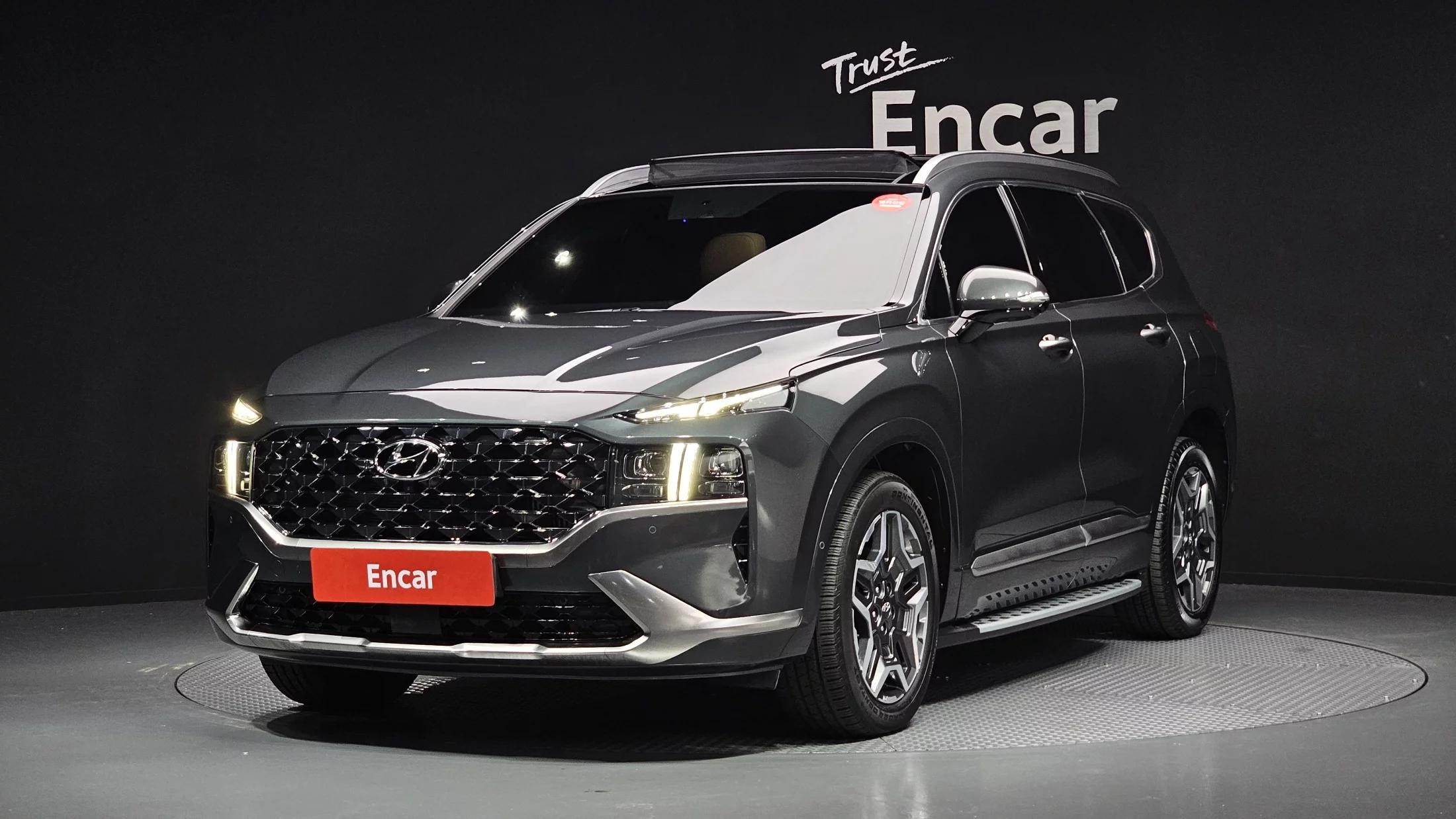 Hyundai Santa Fe HEV 1.6 2WD Calligraphy, гибрид, 2022 г. 53125 км.