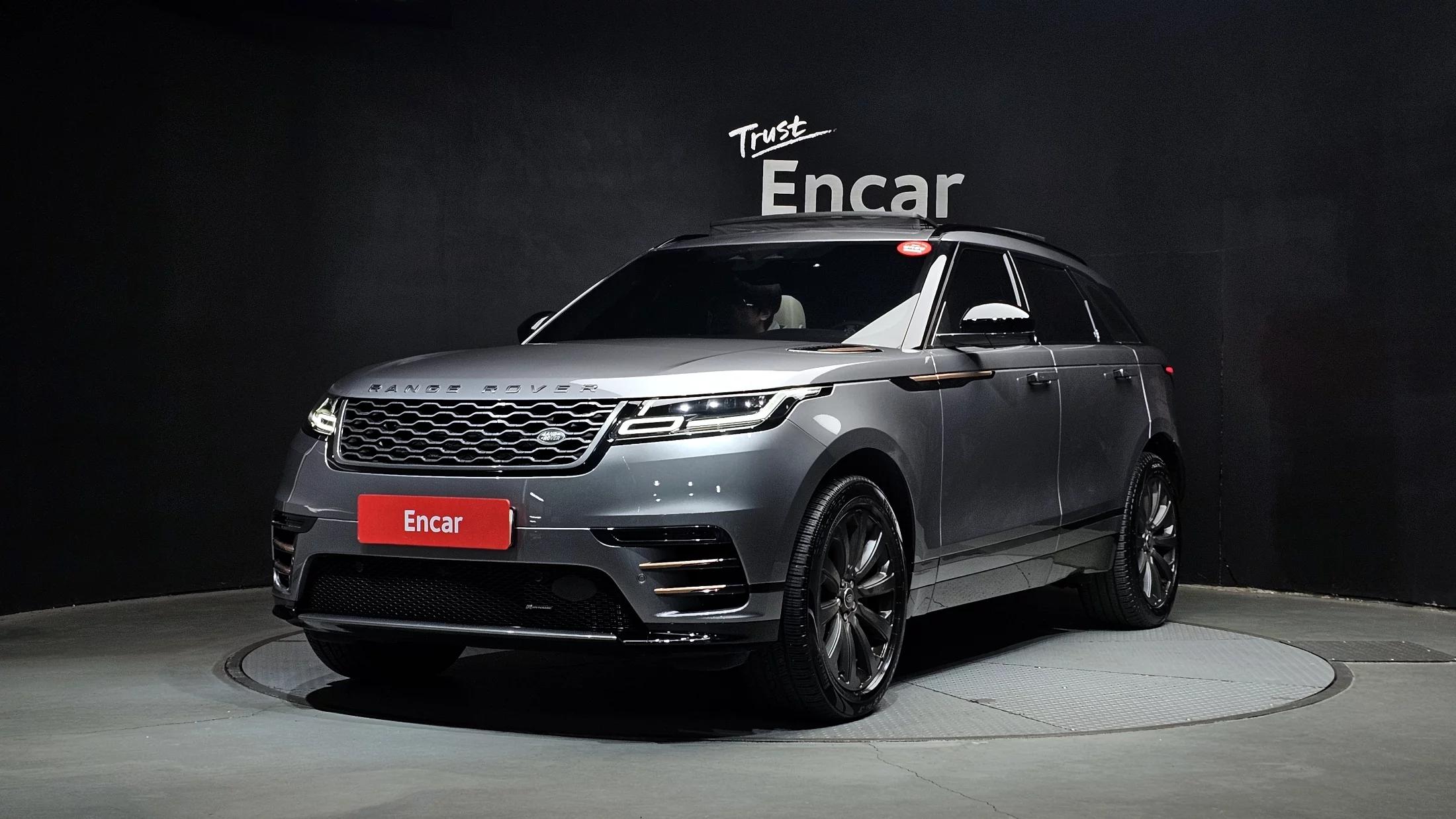 Land Rover RANGE ROVER VELAR 2.0 P250 R-Dynamic SE, 2022 г. 40715 км.
