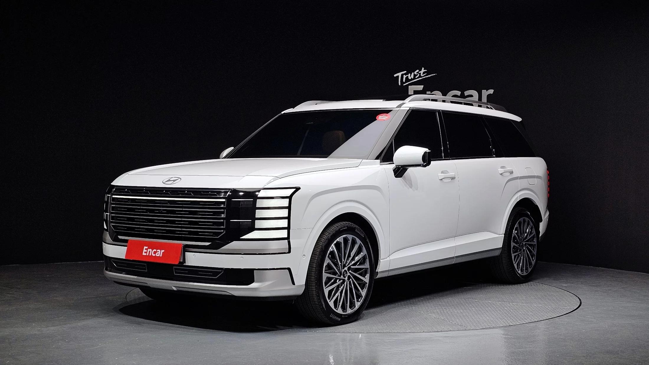 Hyundai Palisade HEV 2.5T 4WD 9-Seater Calligraphy, гибрид, 2025 г. 5494 км.
