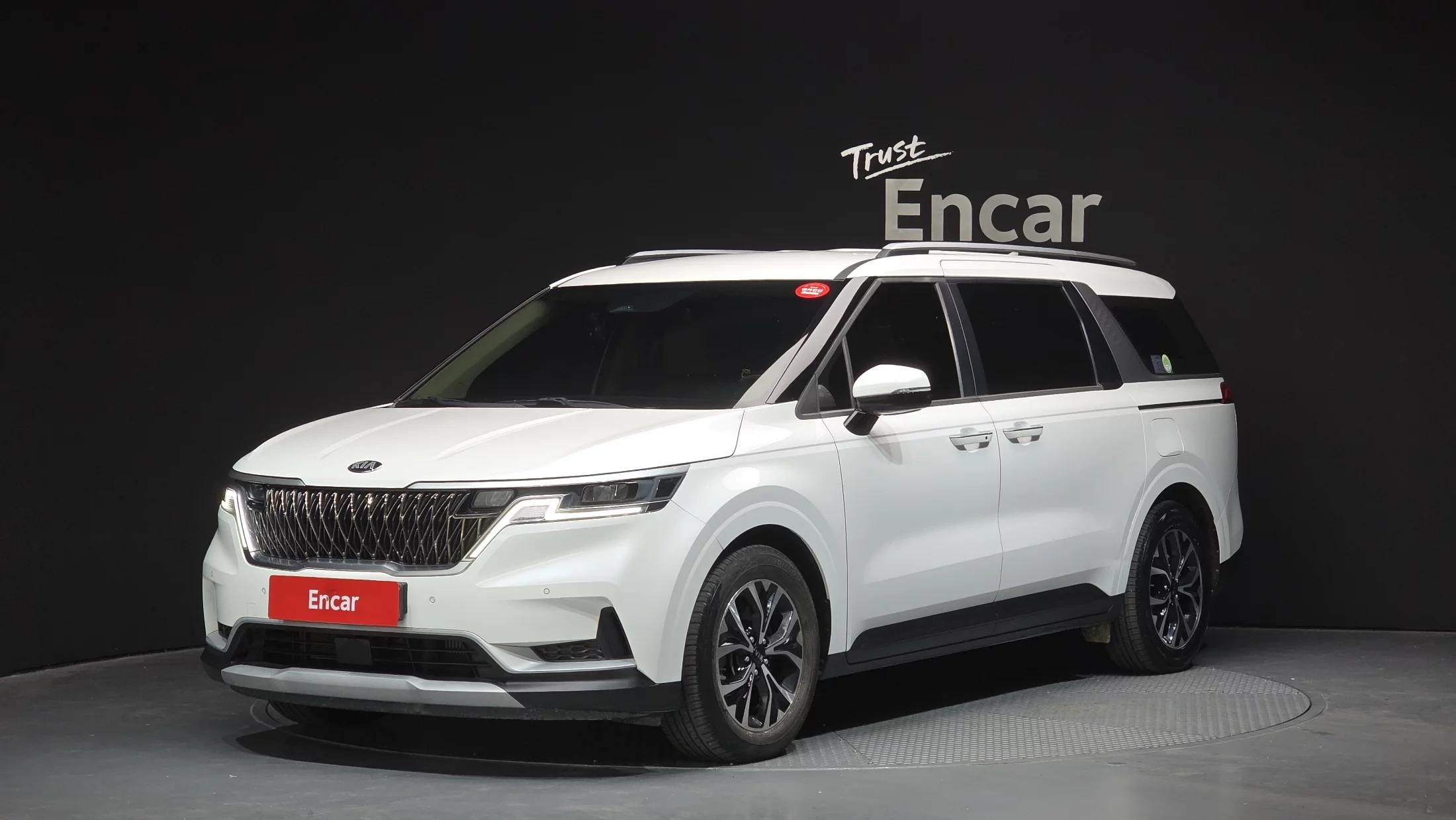 Kia Carnival 9-Seater Prestige, 2021 г. 83772 км.