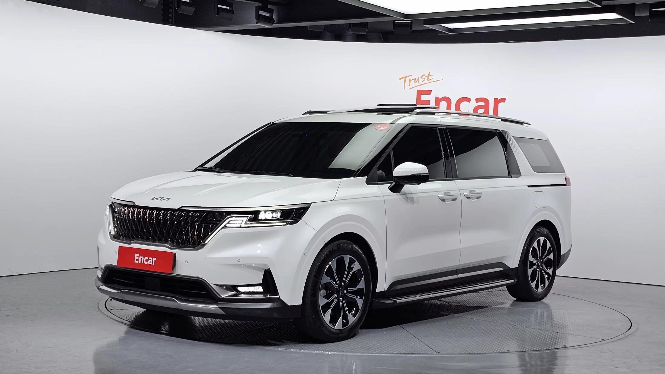 Kia Carnival 7-Seater Signature, 2021 г. 69507 км.