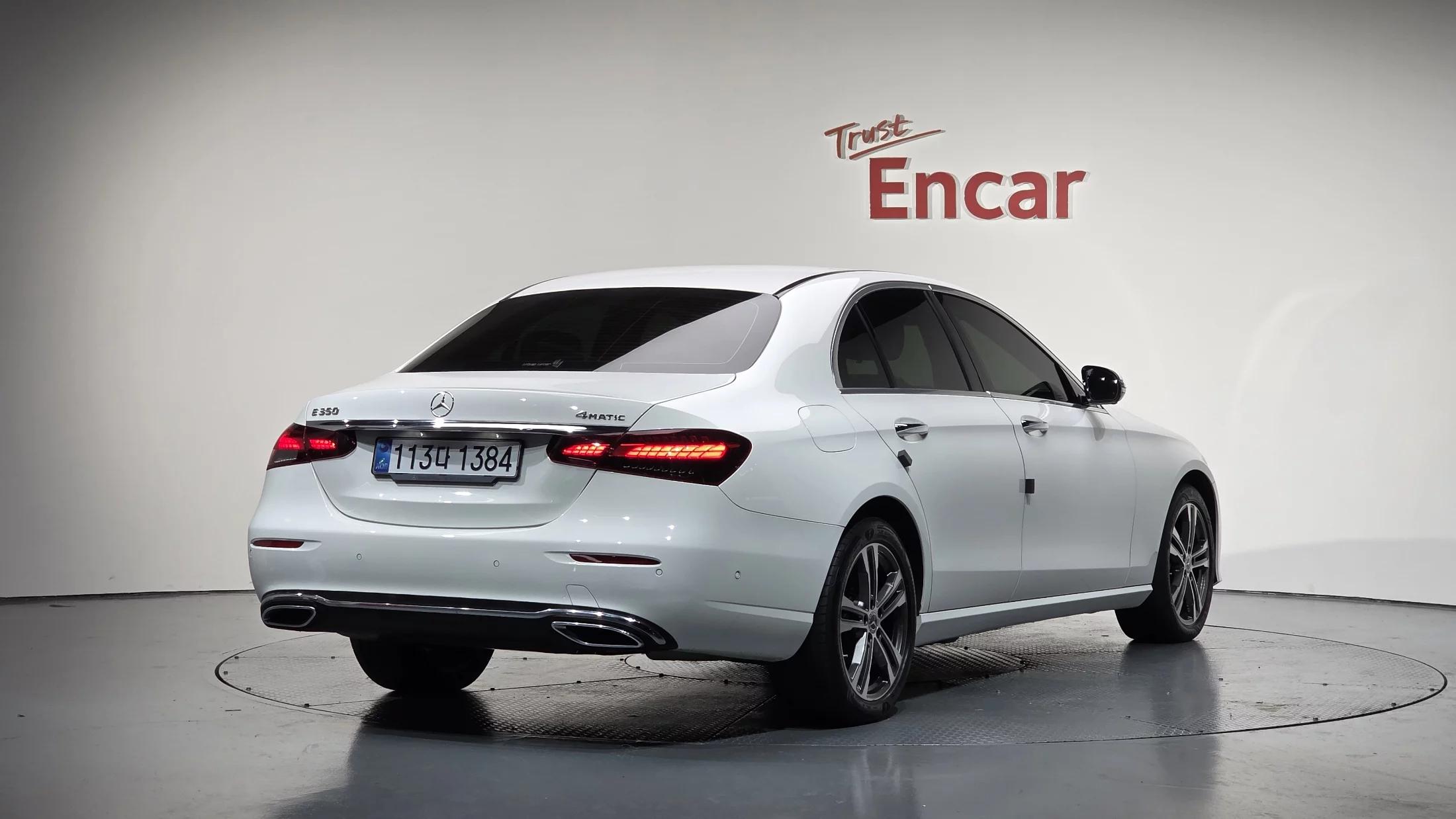 Mercedes-Benz E-Class E350 4MATIC Avantgarde, 2022 г. 60285 км.