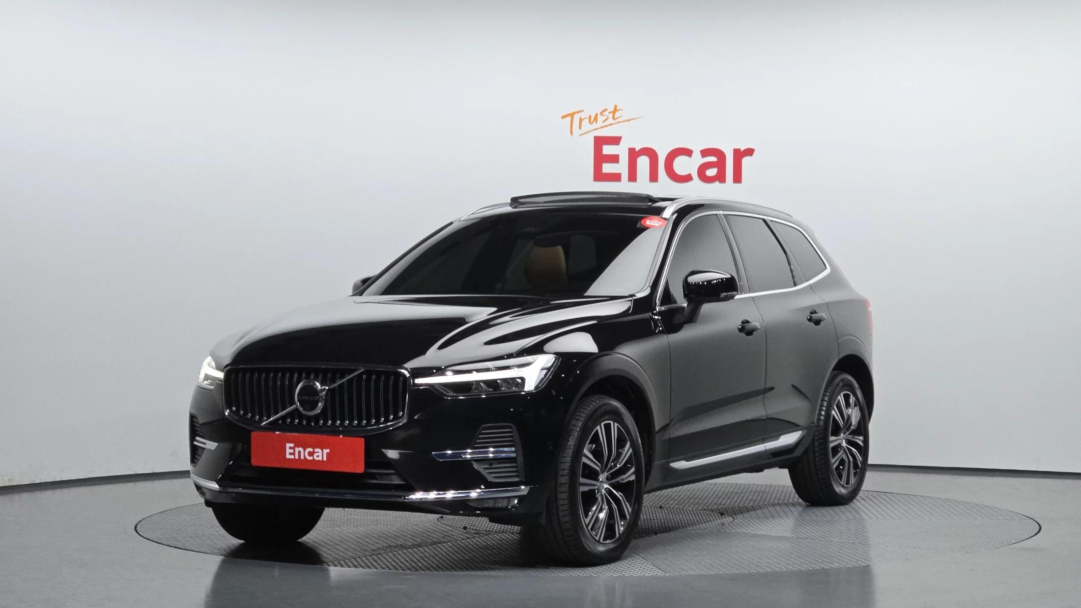 Volvo XC60 B5 Inscription, 2022 г. 28451 км.