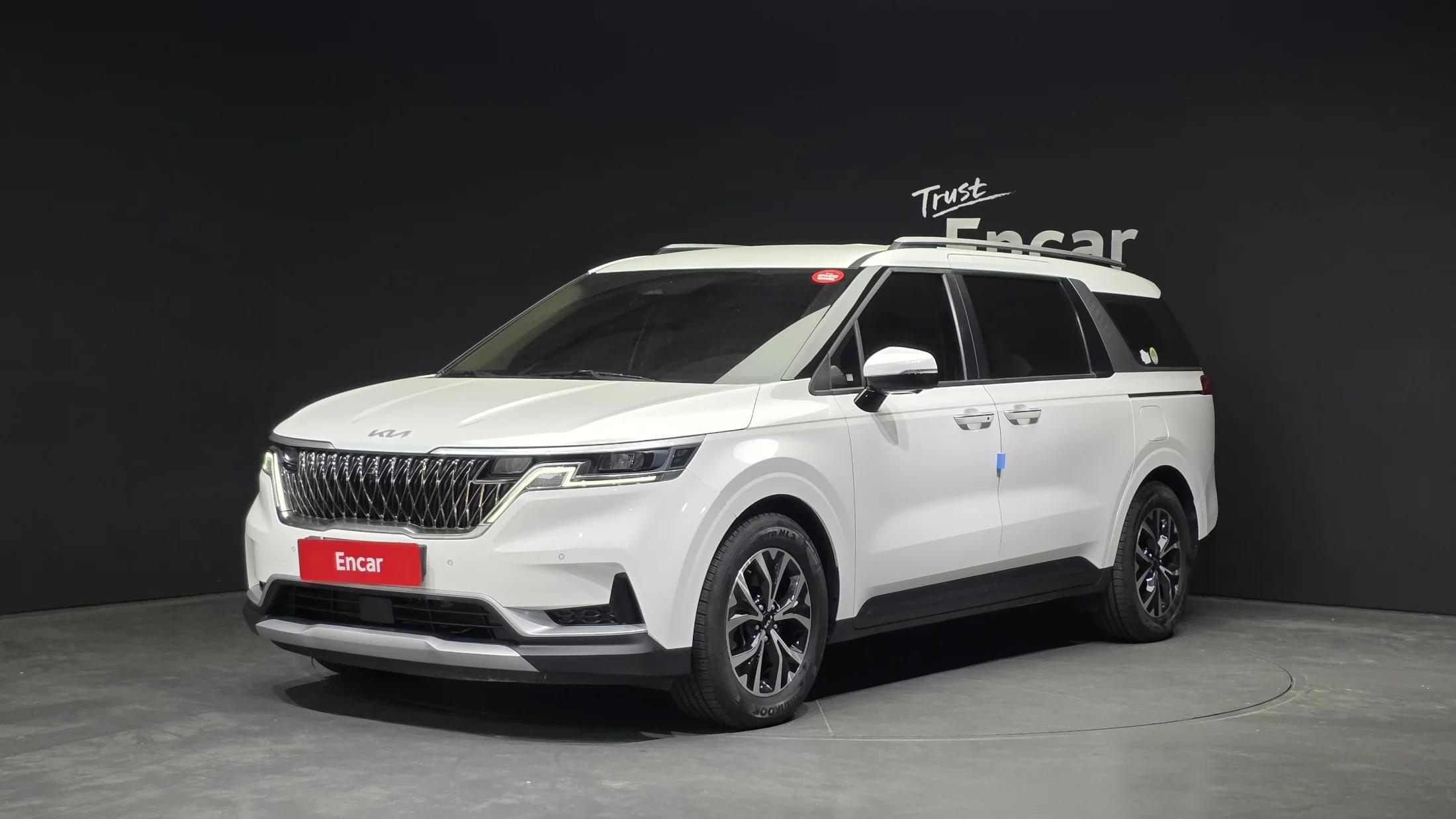 Kia Carnival Gasoline 9-Seater Prestige, 2022 г. 81549 км.