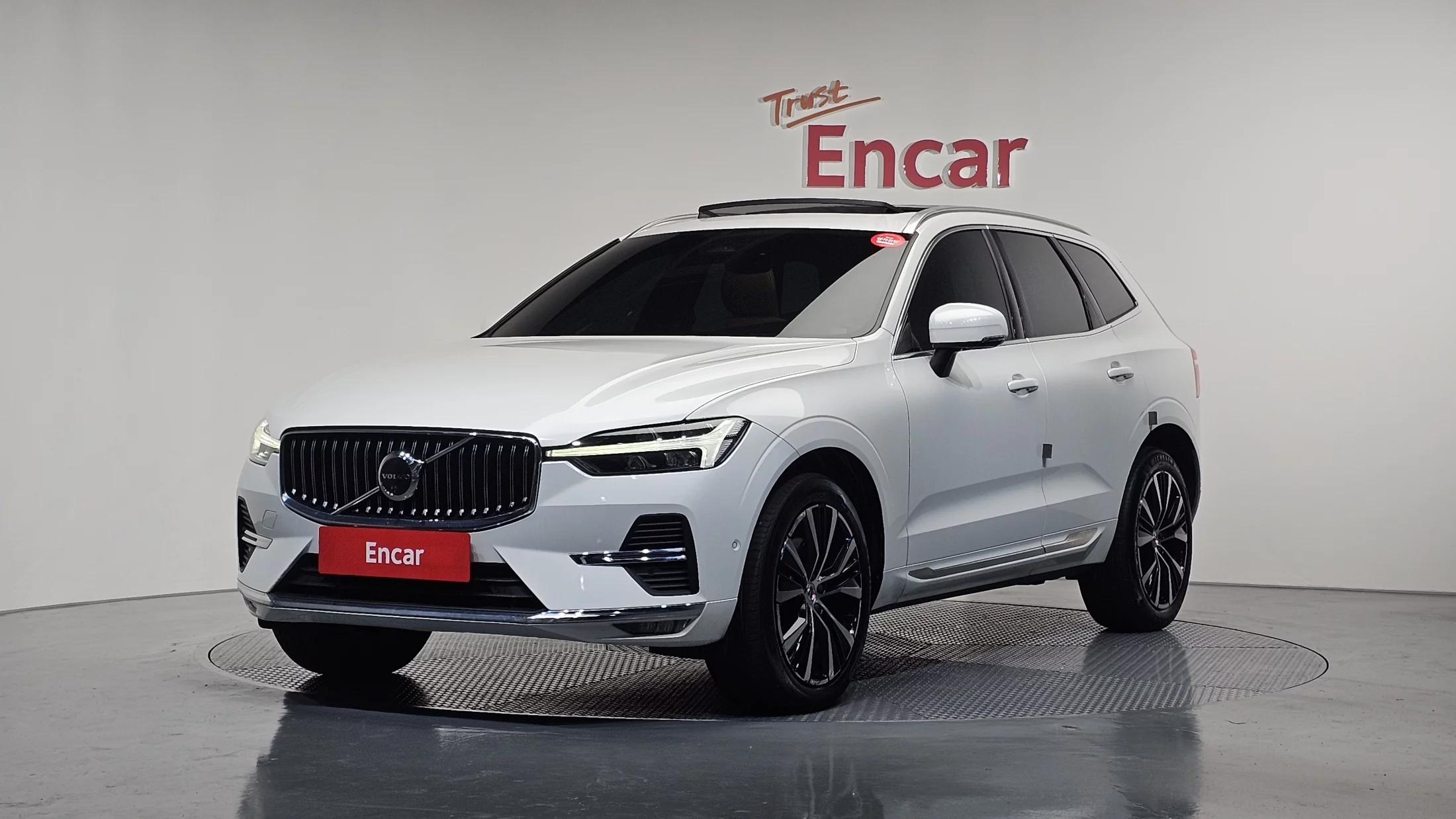 Volvo XC60 B6 Ultimate Bright, 2022 г. 54738 км.