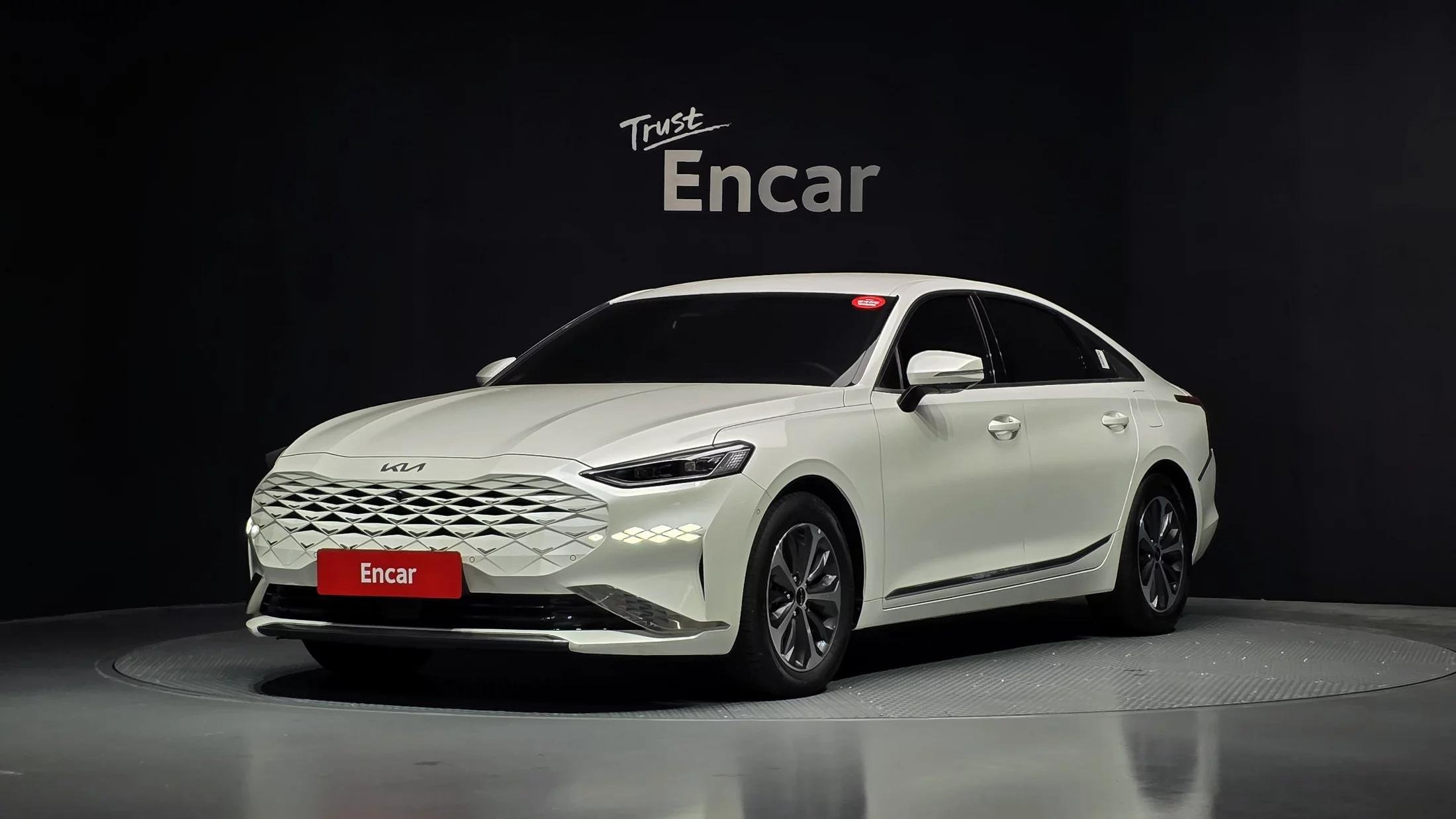 Kia K8 Noblesse, гибрид, 2022 г. 43842 км.