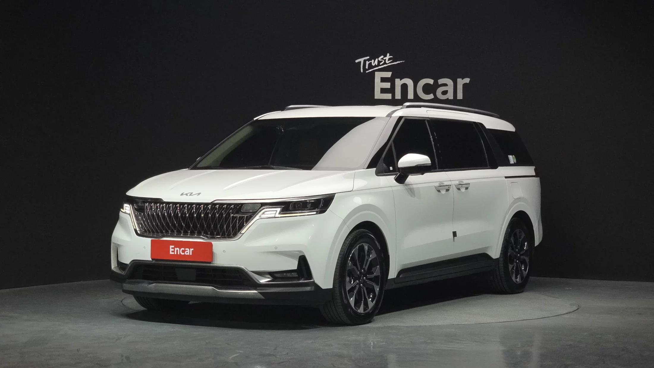 Kia Carnival 7-Seater Signature, 2022 г. 118317 км.