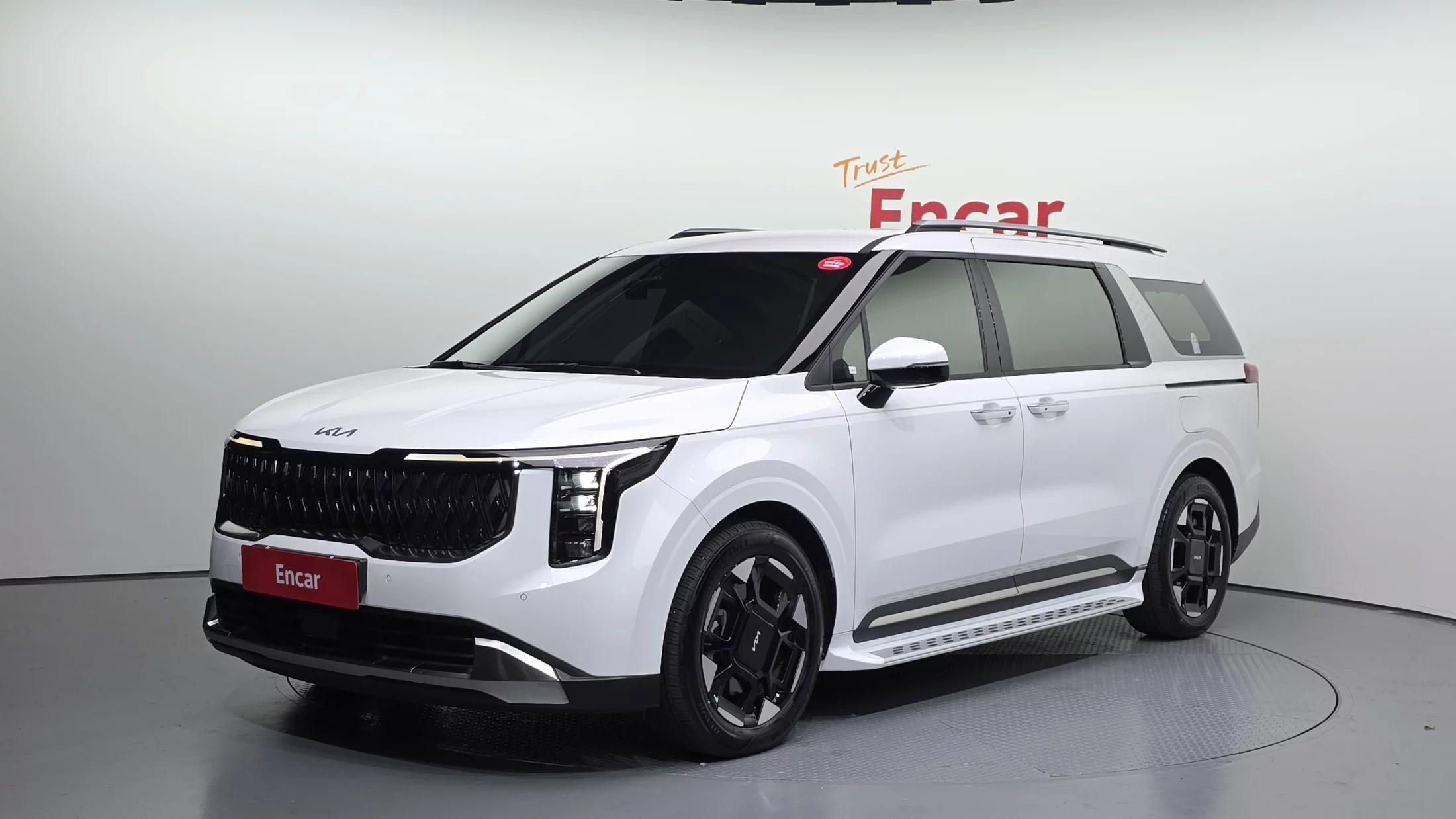 Kia Carnival 7-Seater Noblesse, 2025 г. 15240 км.