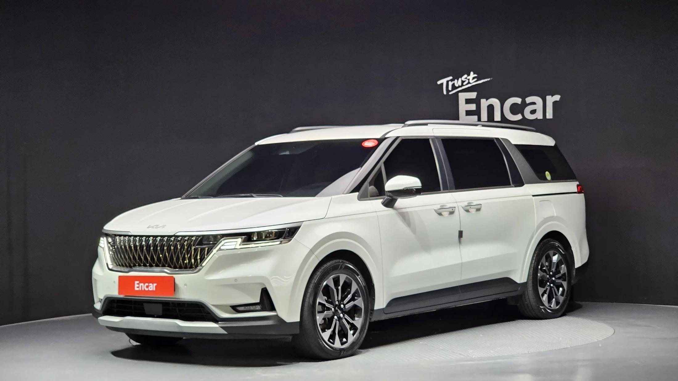 Kia Carnival Gasoline 9-Seater Prestige, 2022 г. 37715 км.