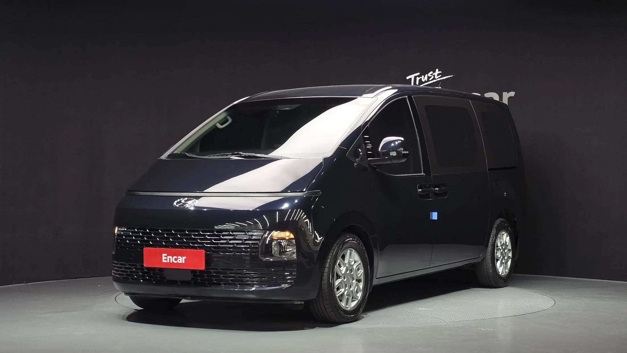 Hyundai Staria L3.5 Cargo 5-Seater Modern, 2022 г. 102857 км.
