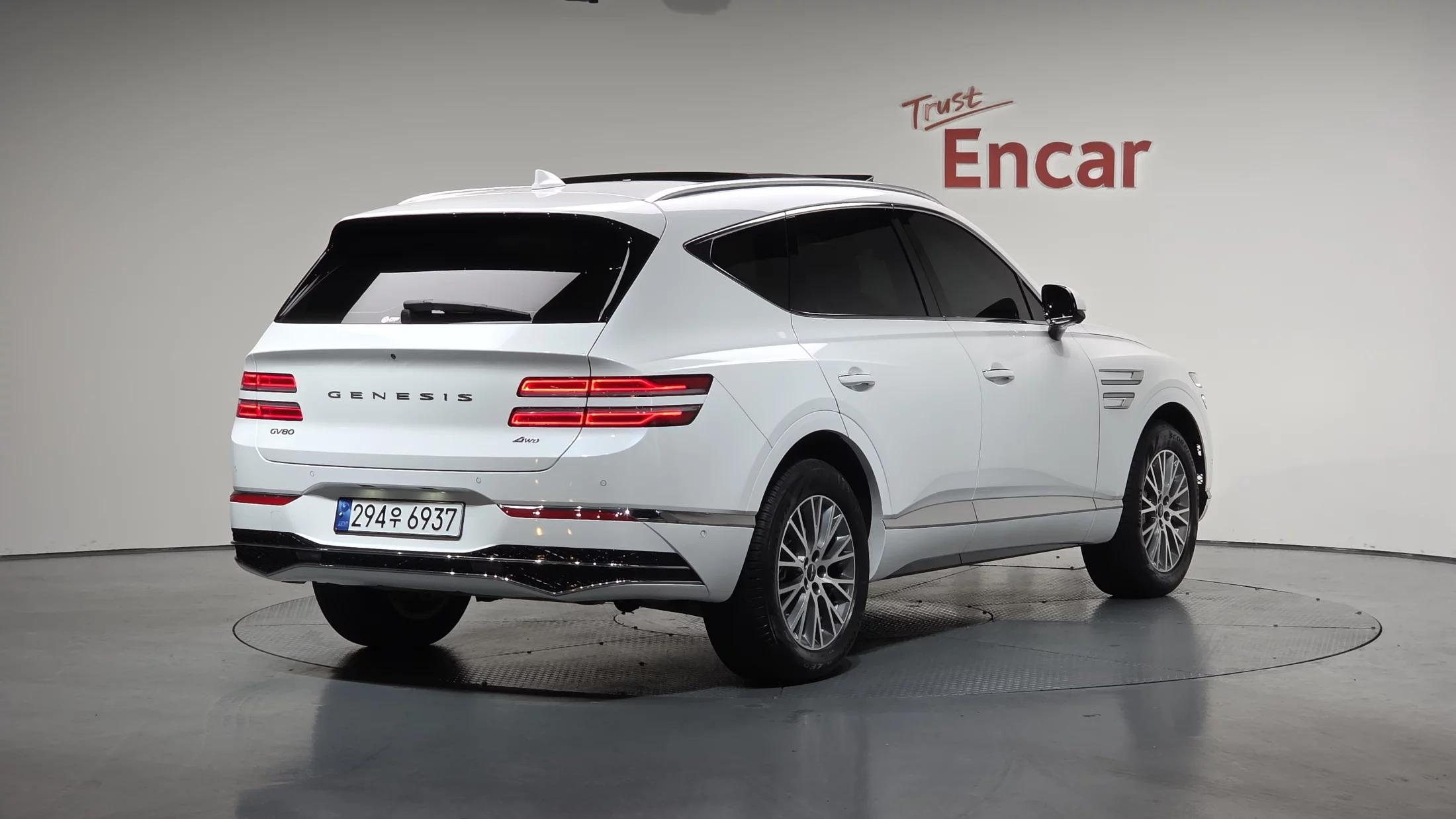 Genesis GV80 2.5T Gasoline AWD, 2024 г. 9508 км.