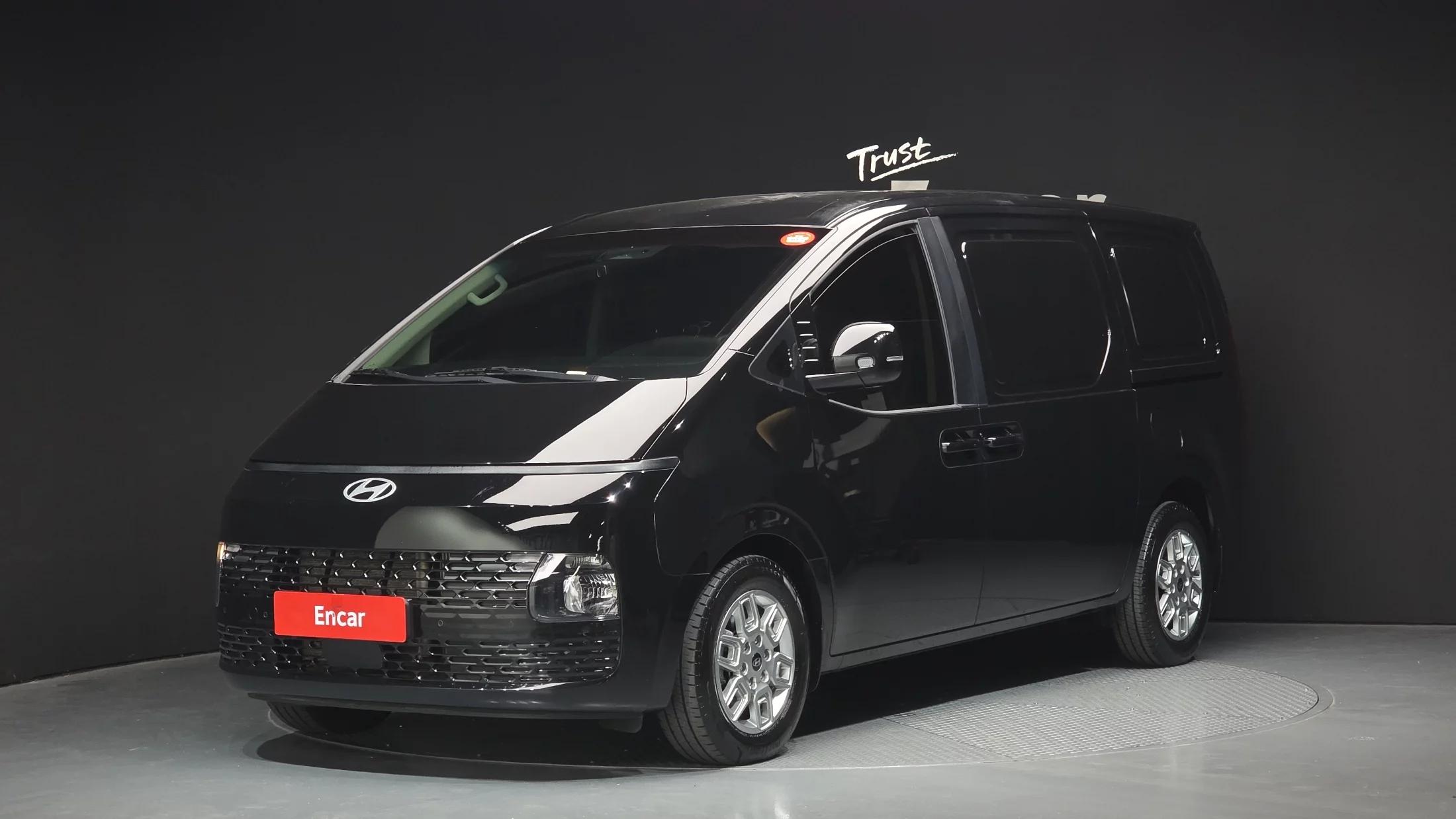 Hyundai Staria Cargo 3-Seater Modern, 2024 г. 87589 км.