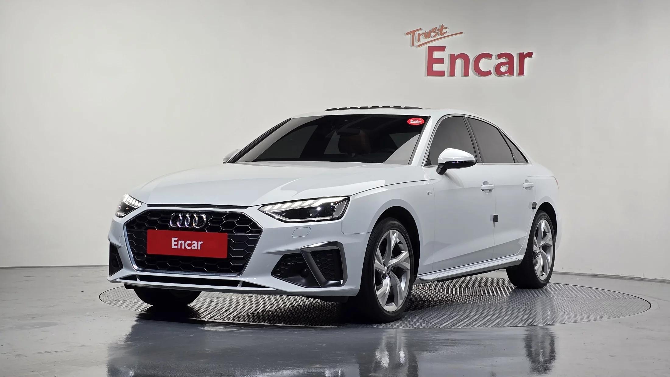 Audi A4 40 TFSI Premium, 2021 г. 70642 км.