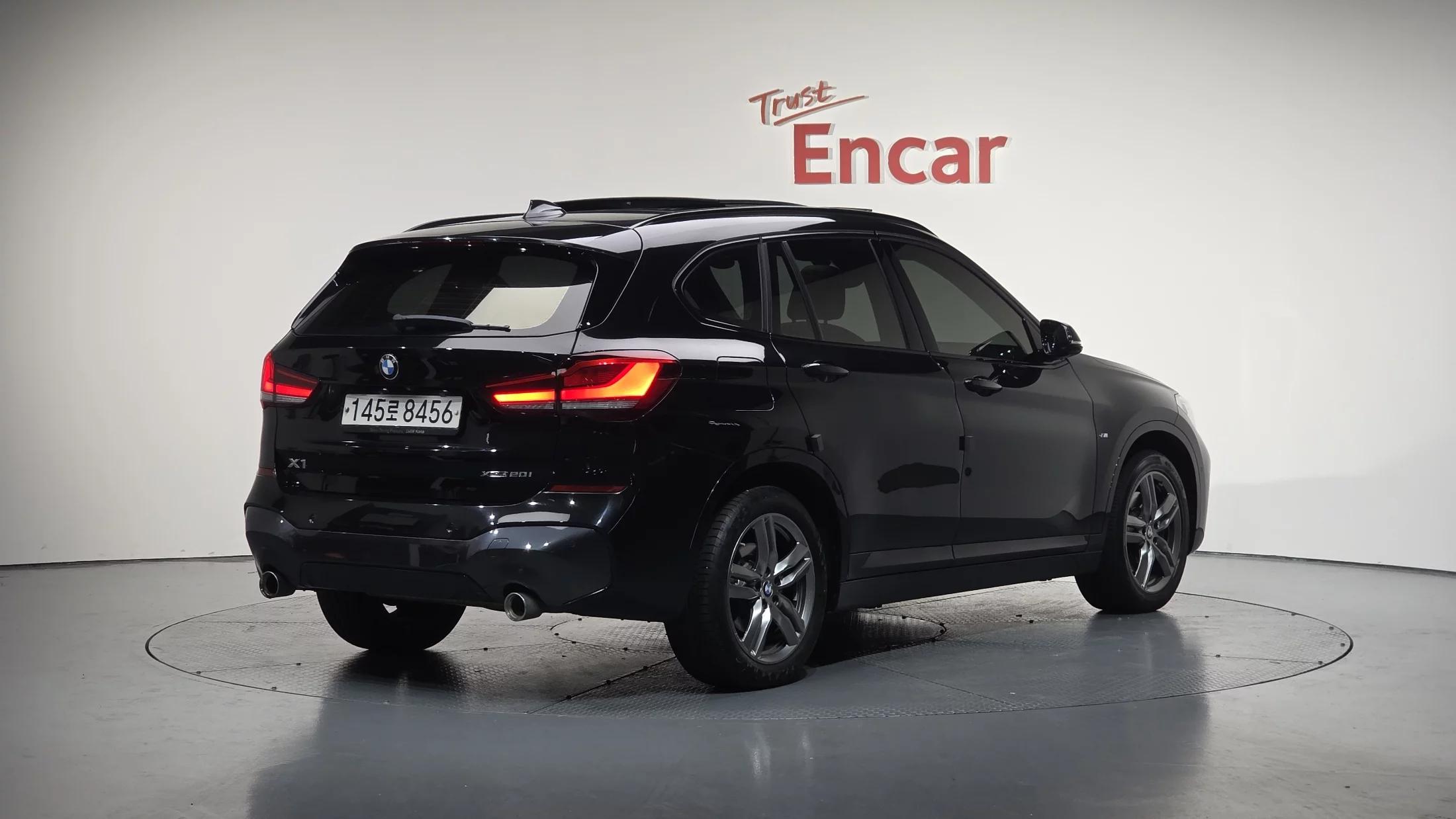 BMW X1 xDrive 20i M Sport, 2022 г. 53280 км.