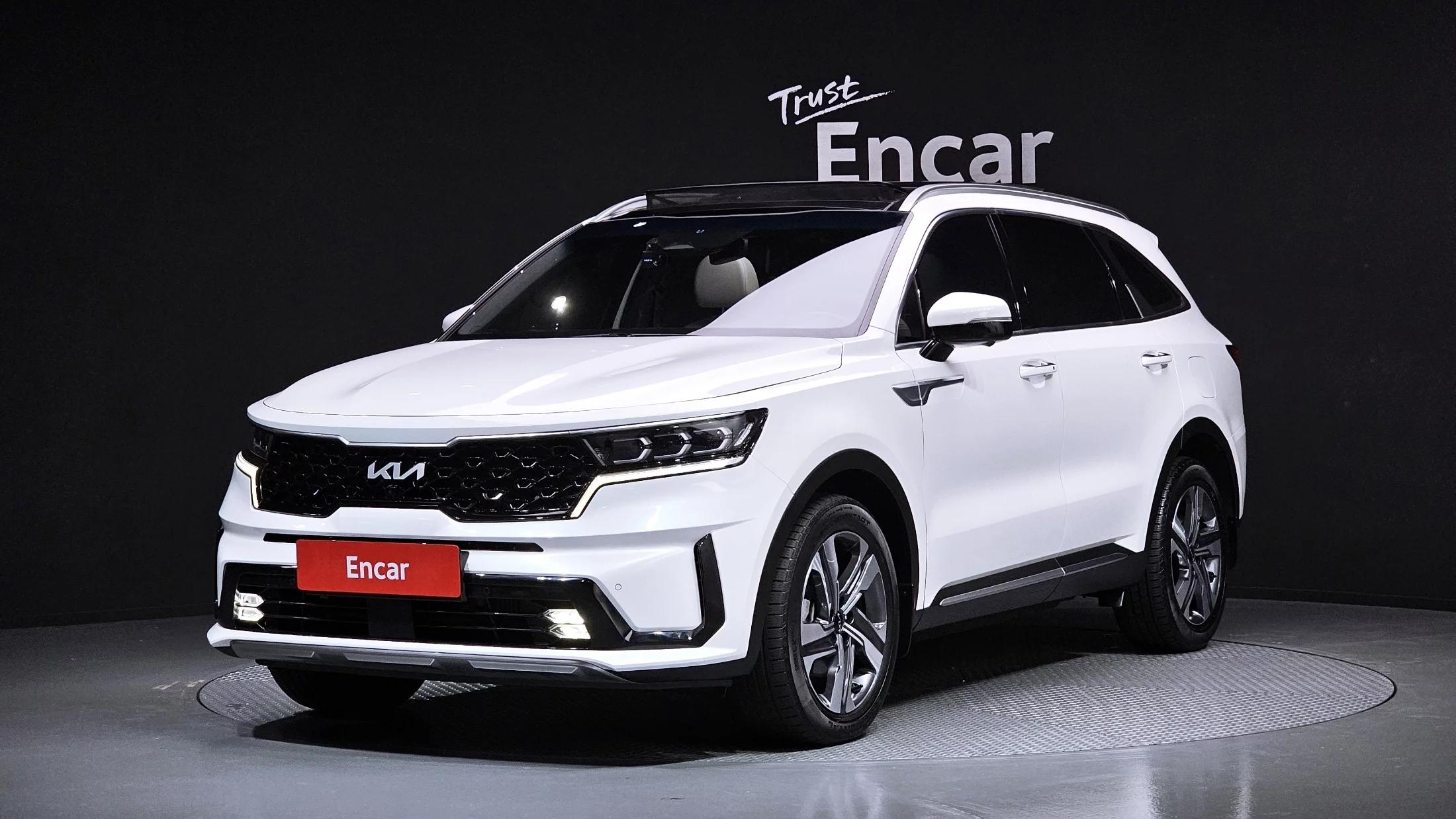 Kia Sorento HEV 1.6 2WD Noblesse, гибрид, 2023 г. 56984 км.
