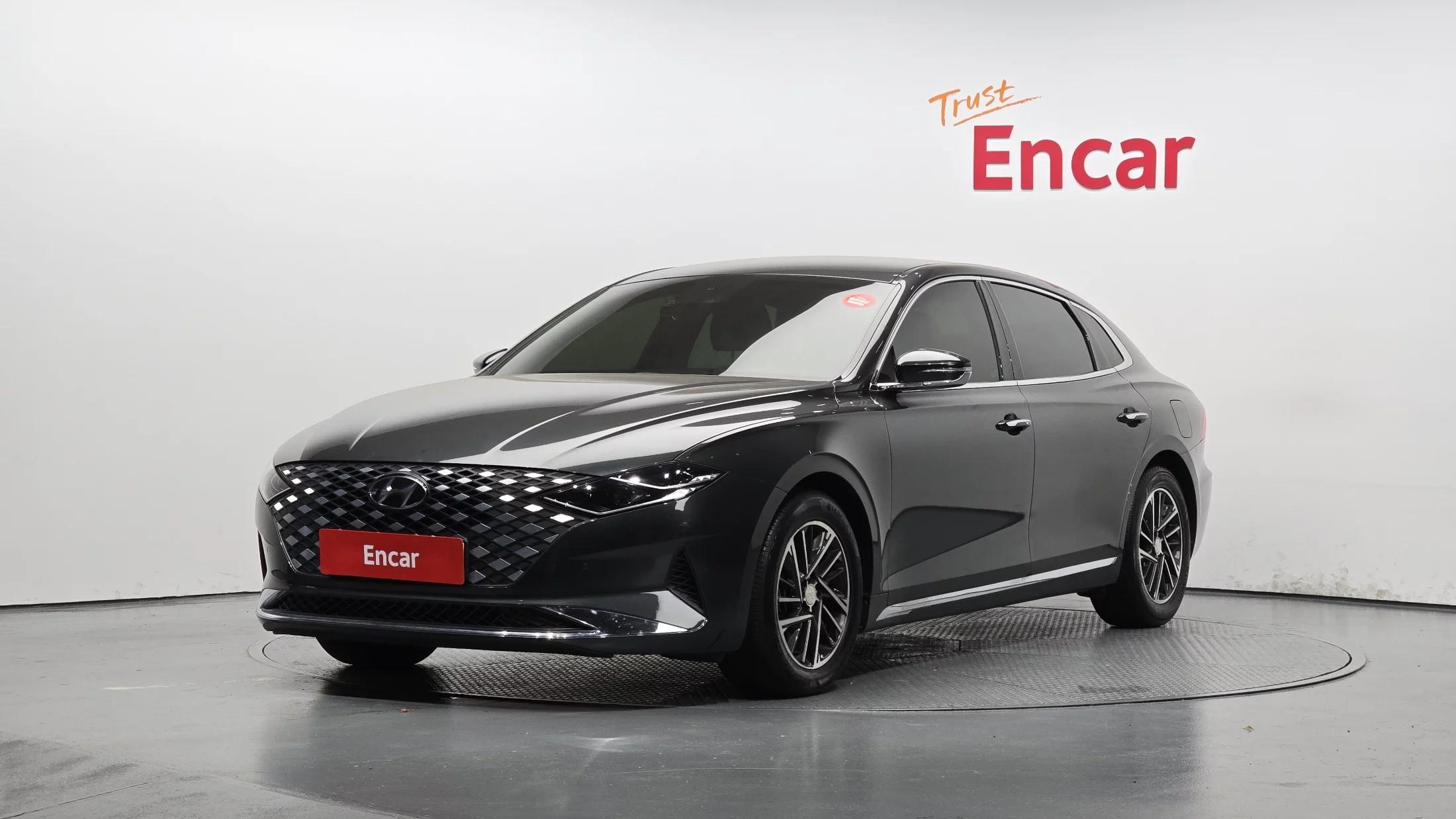 Hyundai Grandeur 2.5 Premium, 2021 г. 37458 км.