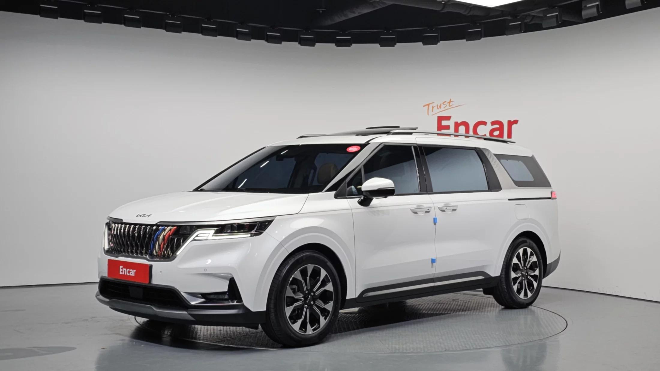 Kia Carnival 7-Seater Noblesse, 2022 г. 72568 км.