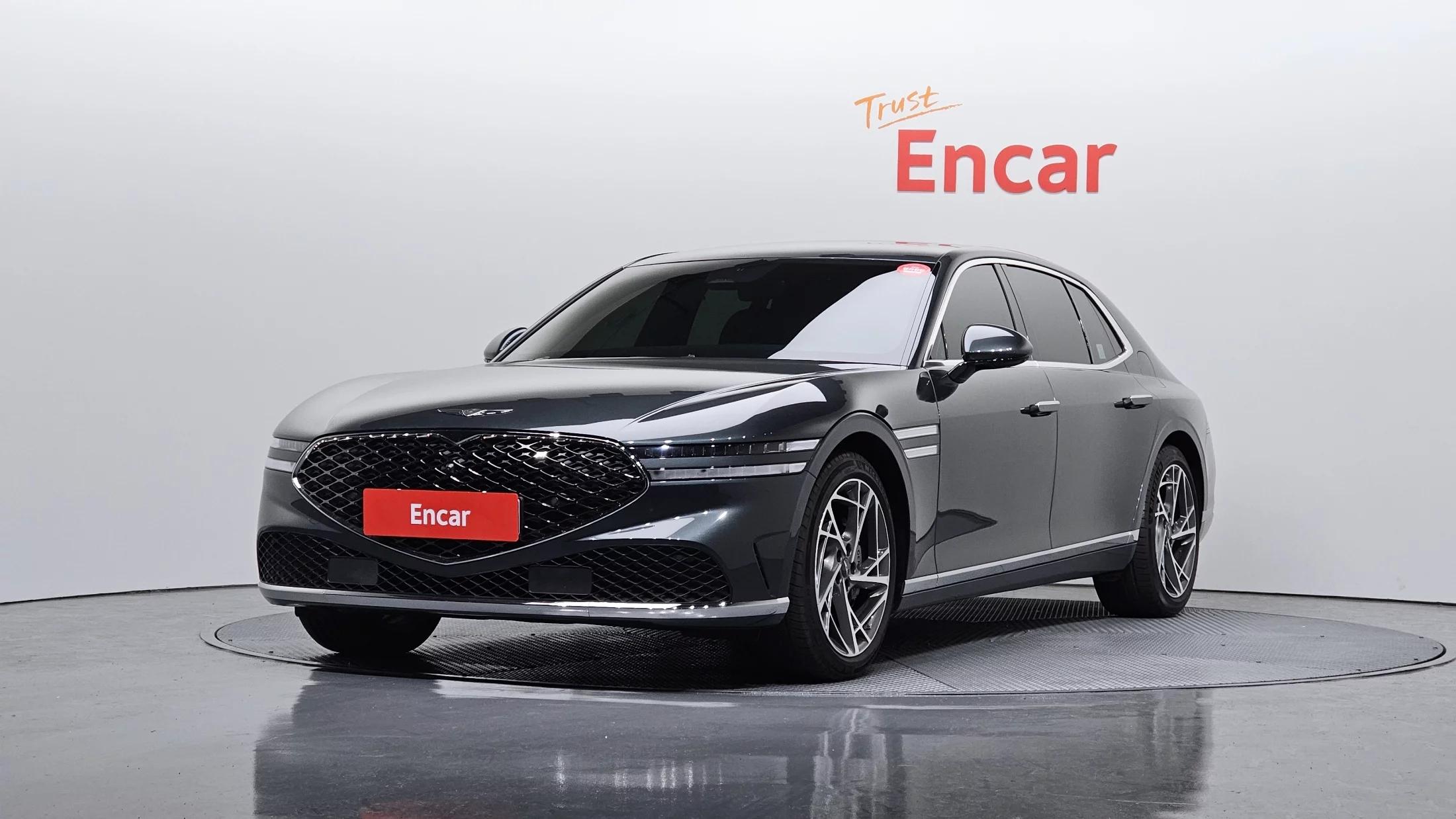 Genesis G90 Gasoline 3.5 Turbo AWD, 2022 г. 21589 км.