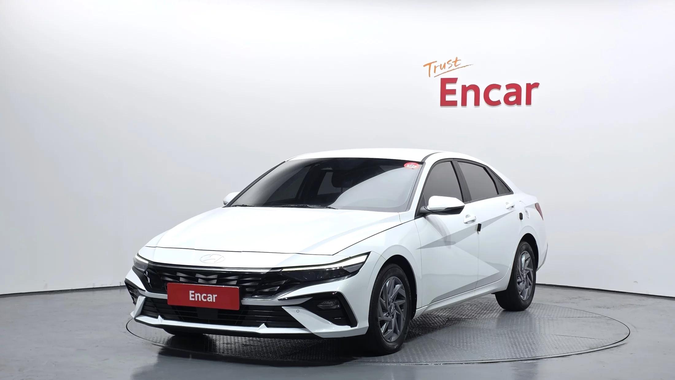 Hyundai AVANTE (Хендай Элантра) 1.6 Modern, 2024 г. 52440 км.
