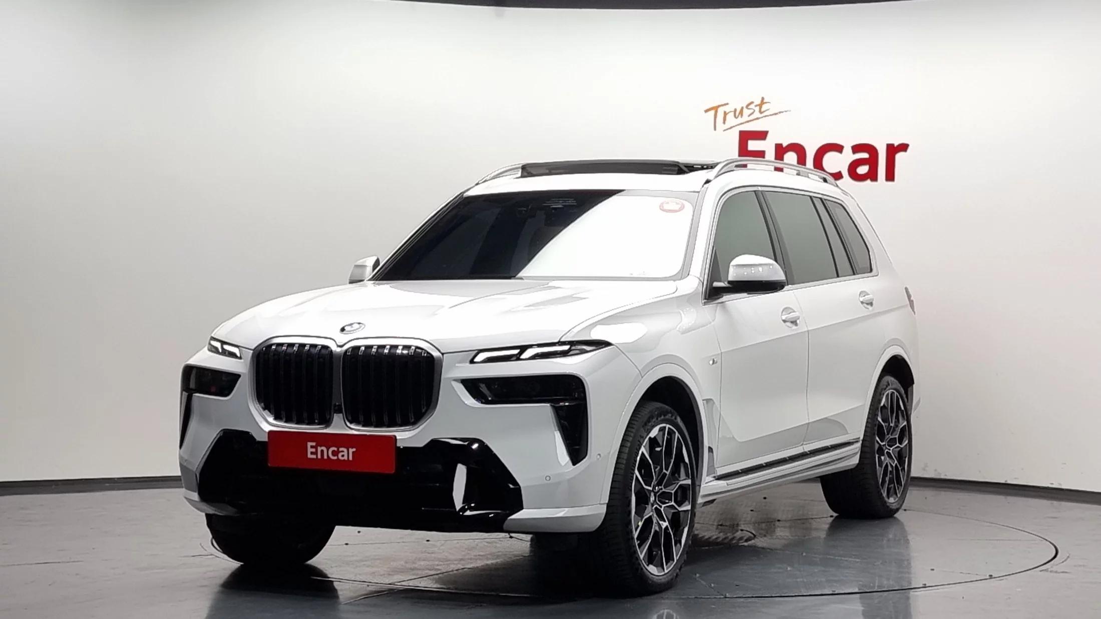 BMW X7 xDrive 40i M Sport 6STR, 2024 г. 46298 км.