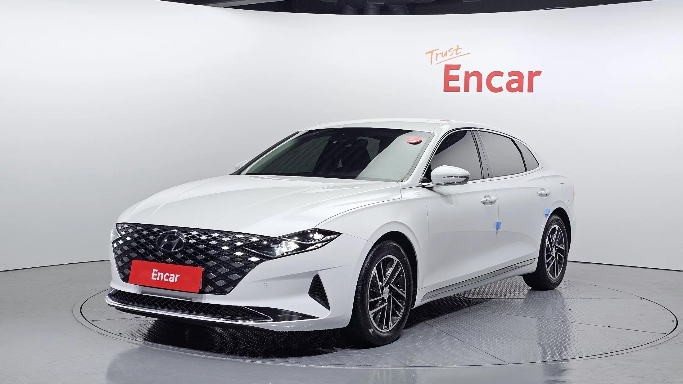 Hyundai Grandeur 2.5 Premium, 2022 г. 56465 км.