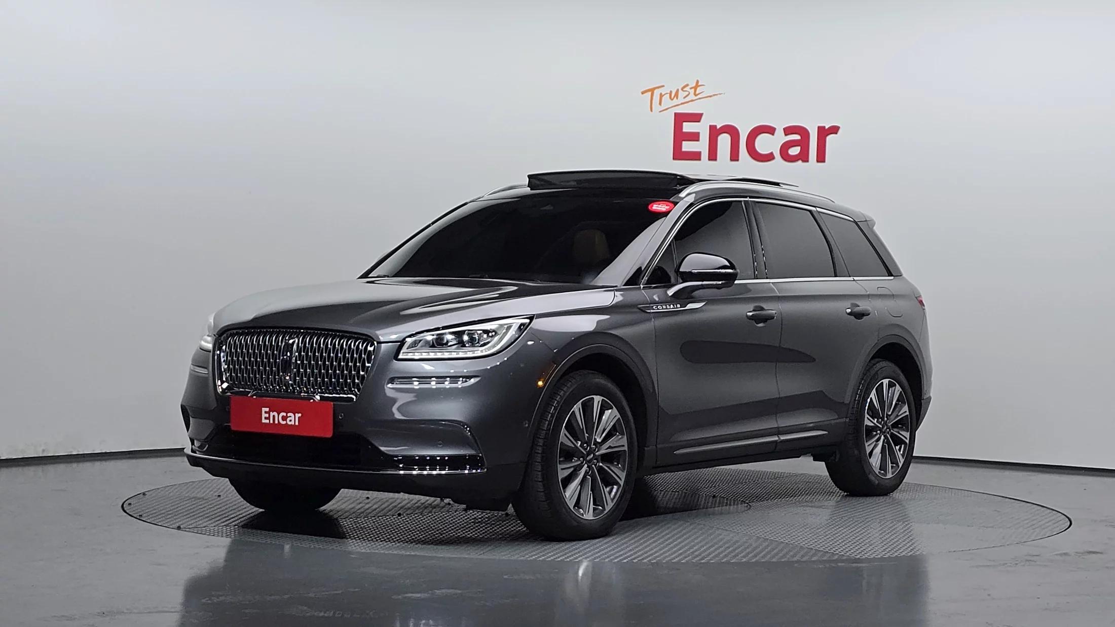 Lincoln Corsair 2.0 Reserve AWD, 2021 г. 30659 км.
