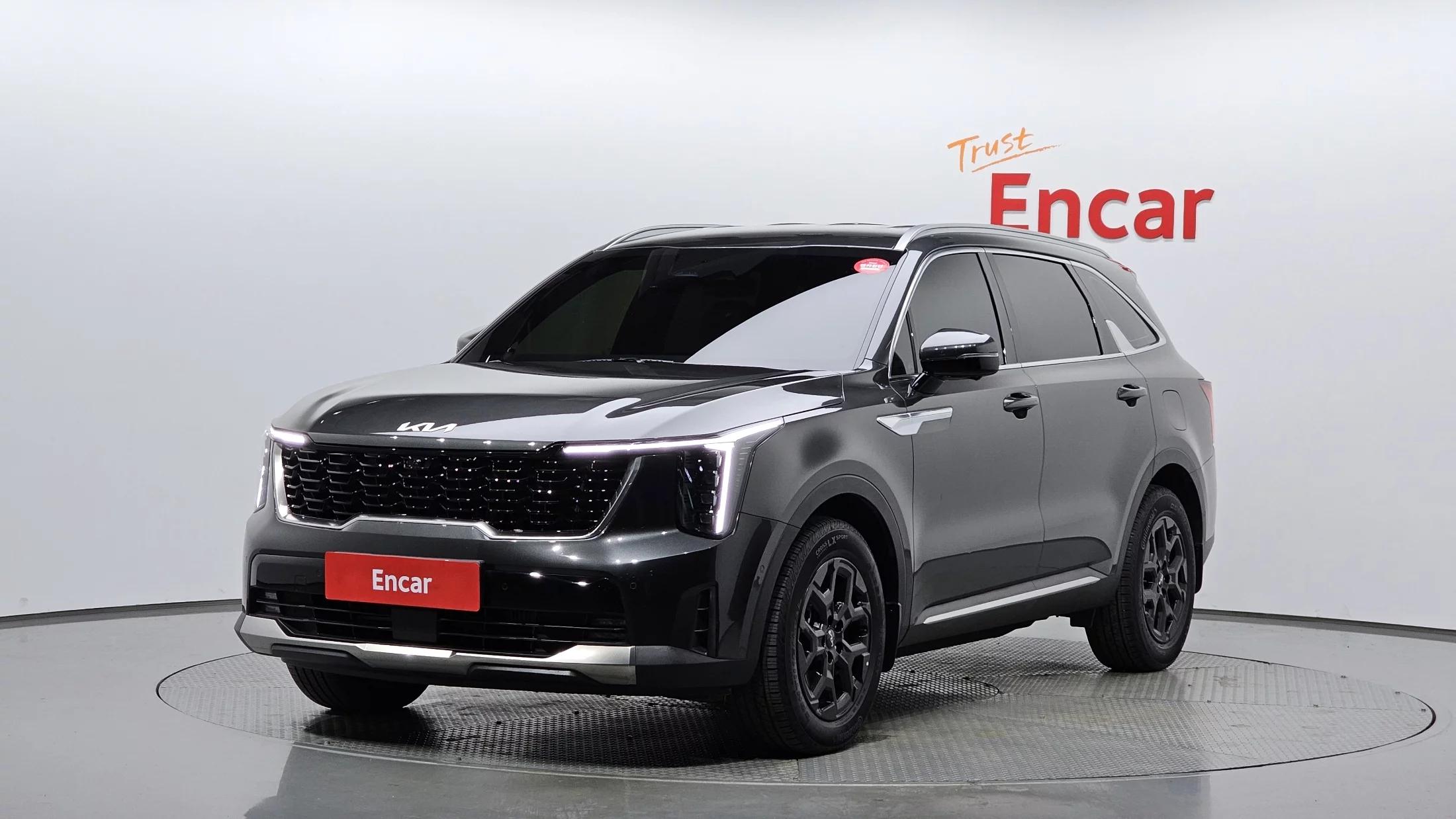 Kia Sorento HEV 1.6 2WD Signature, гибрид, 2023 г. 27387 км.