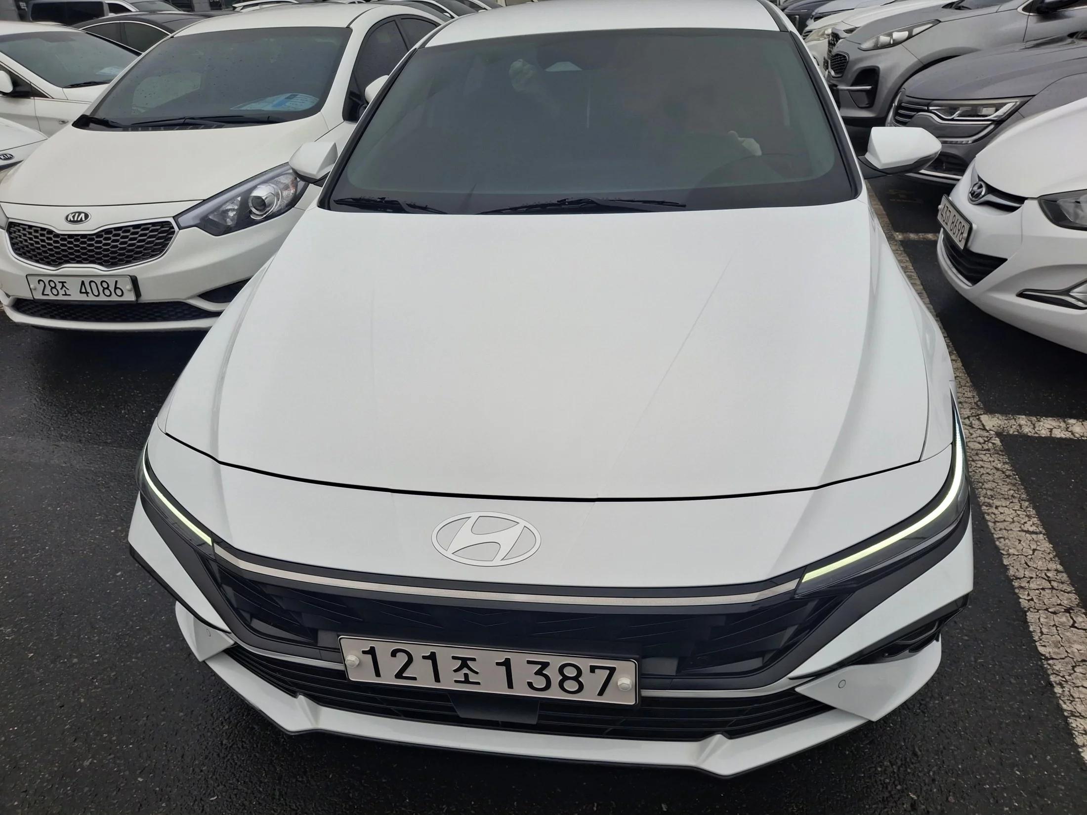 Hyundai AVANTE (Хендай Элантра) 1.6 Modern, 2024 г. 53750 км.
