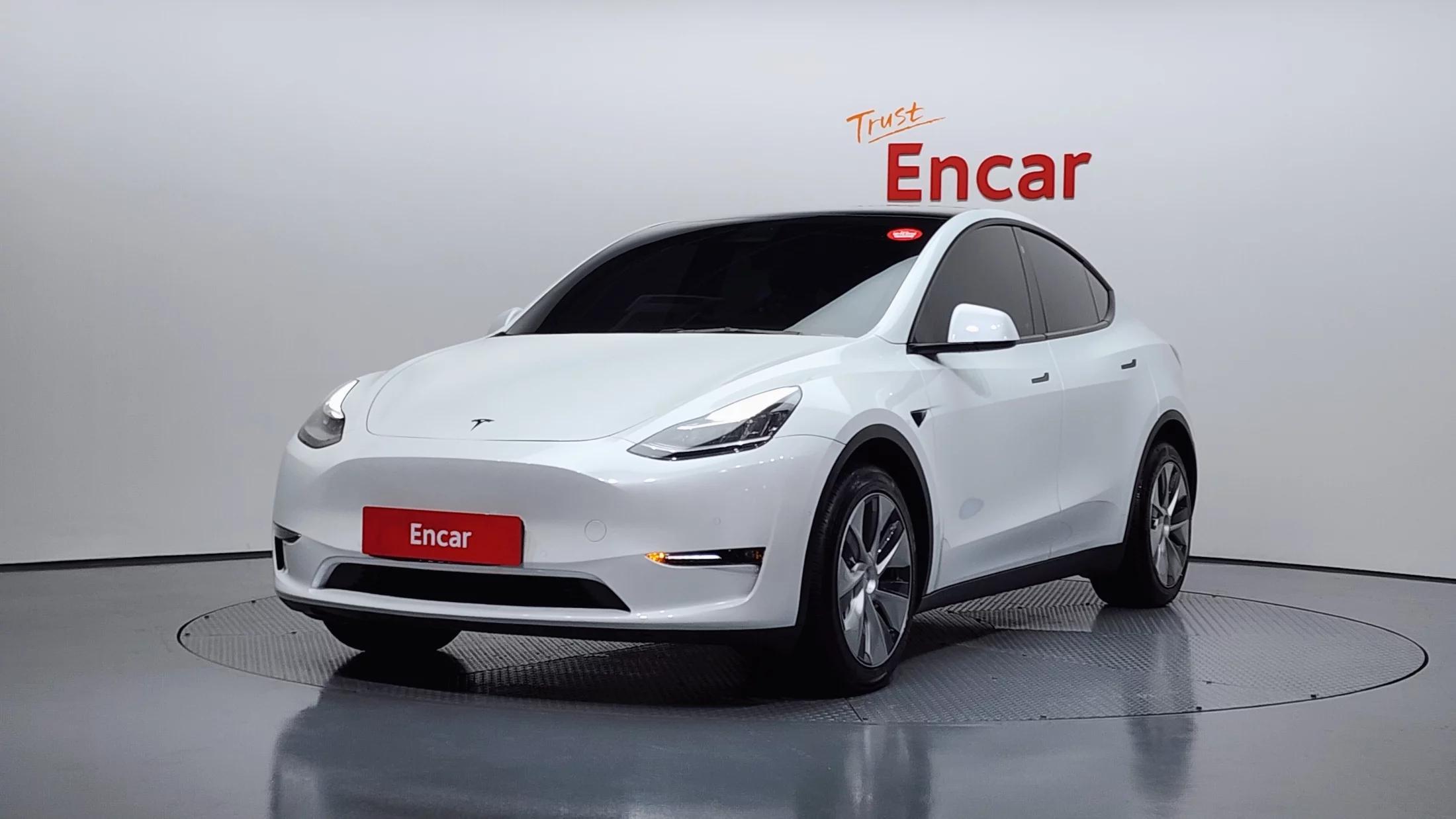 Tesla Model Y Long Range, электромобиль, 2022 г. 14745 км.