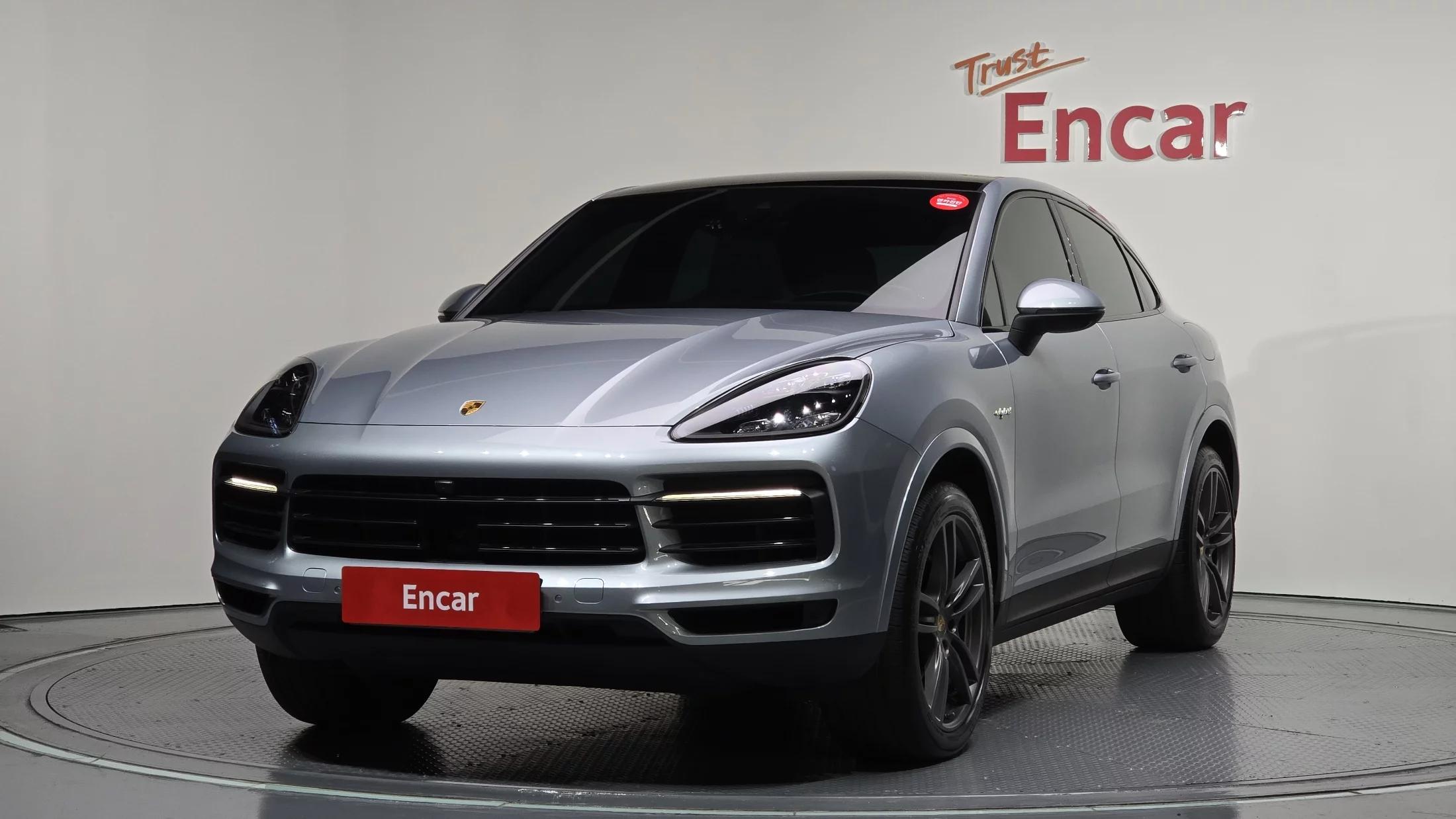 Porsche CAYENNE 3.0 E-Hybrid Coupe, гибрид, 2021 г. 57817 км.