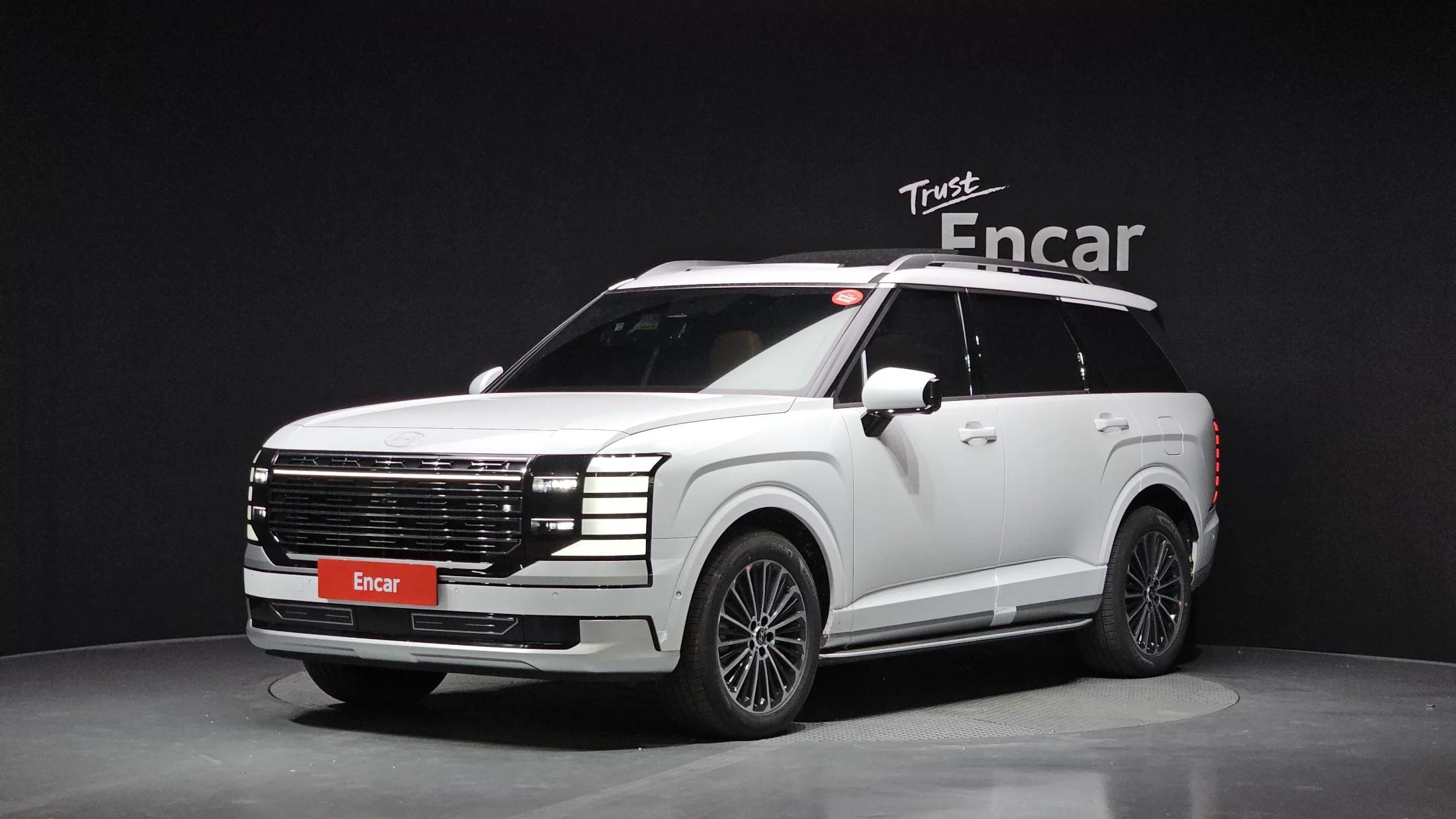 Hyundai Palisade HEV 2.5T 4WD 7-Seater Calligraphy, гибрид, 2025 г. 324 км.
